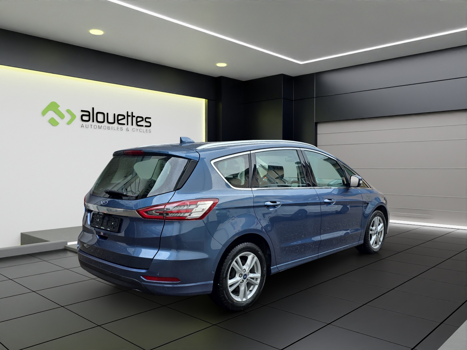 FORD S-Max 2.5 FHEV Titanium 7Pl-image-4