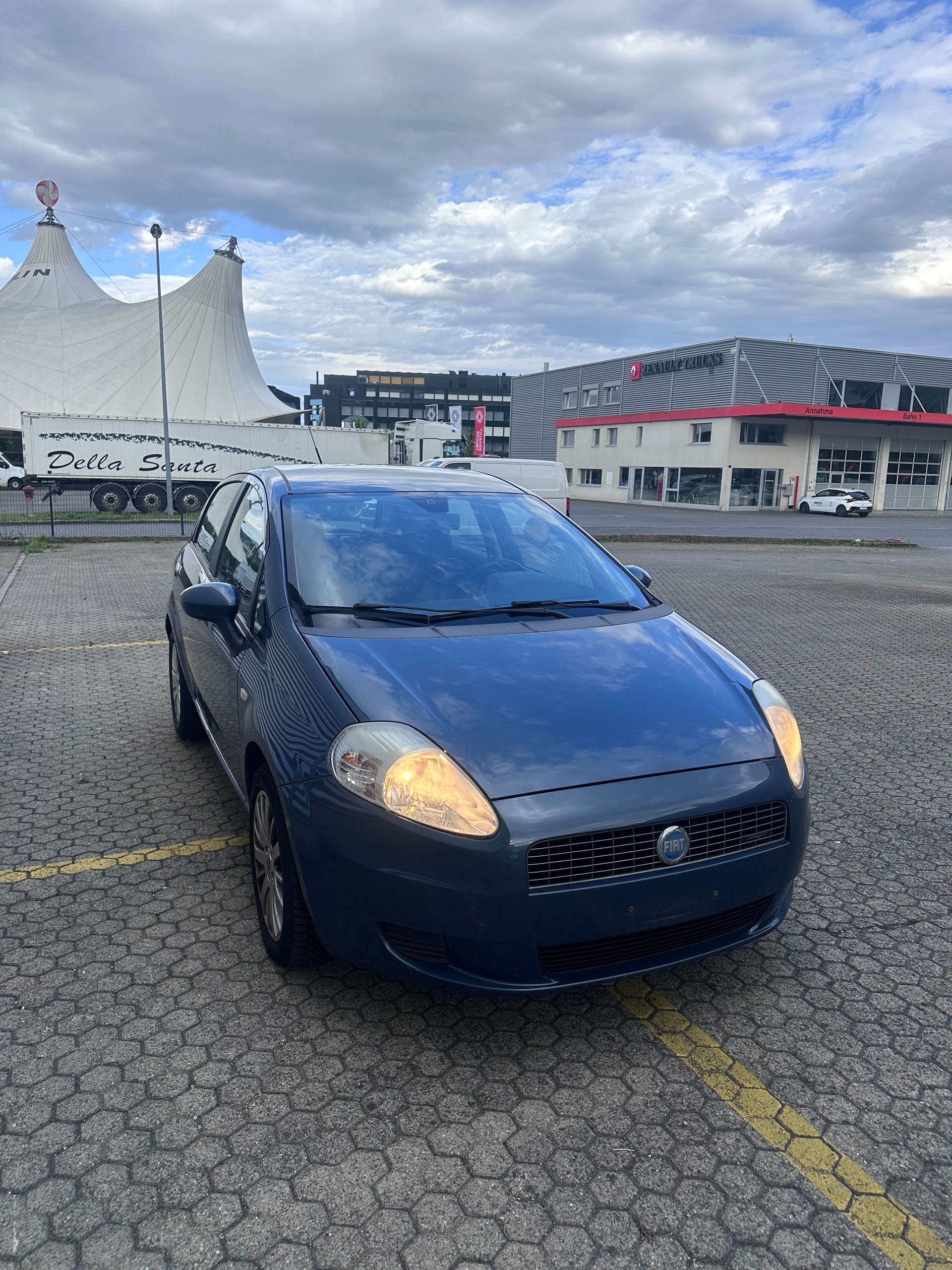 FIAT Punto 1.4 16V Sport-image-1
