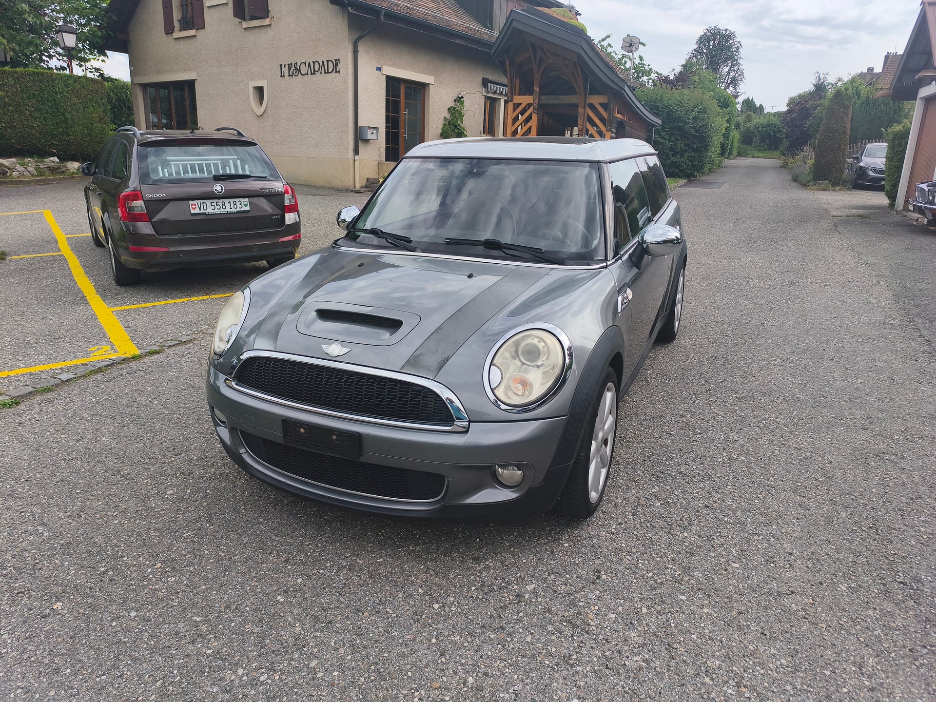 MINI Clubman Cooper S-image-0