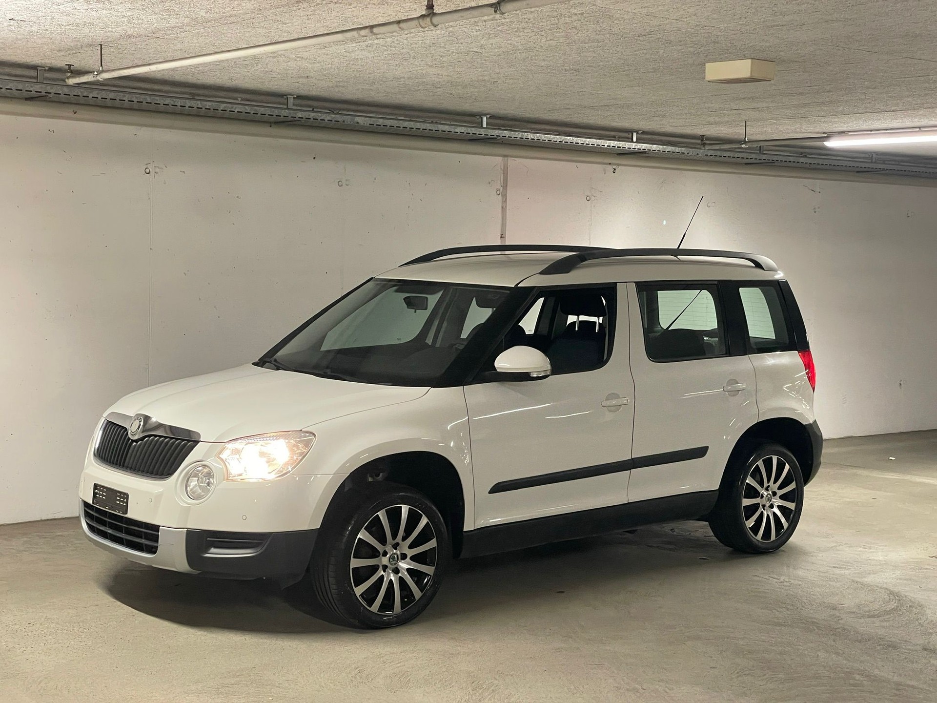 SKODA Yeti 1.8 TSI Ambition 4x4-image-0