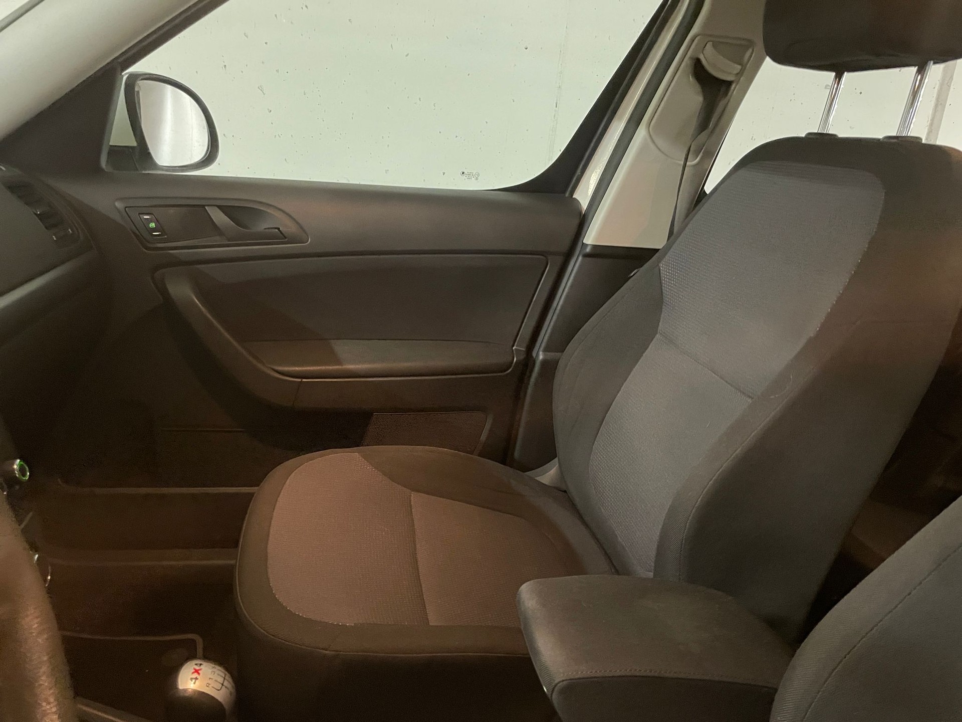 SKODA Yeti 1.8 TSI Ambition 4x4-image-15