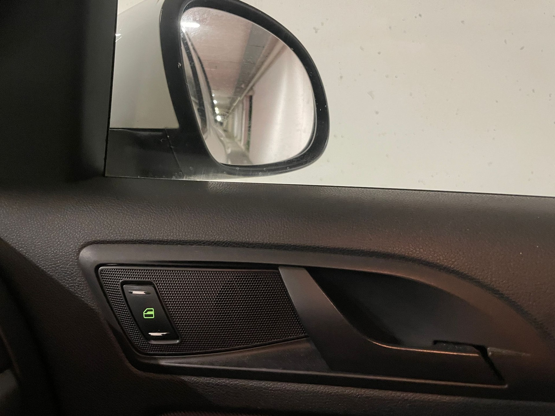 SKODA Yeti 1.8 TSI Ambition 4x4-image-10