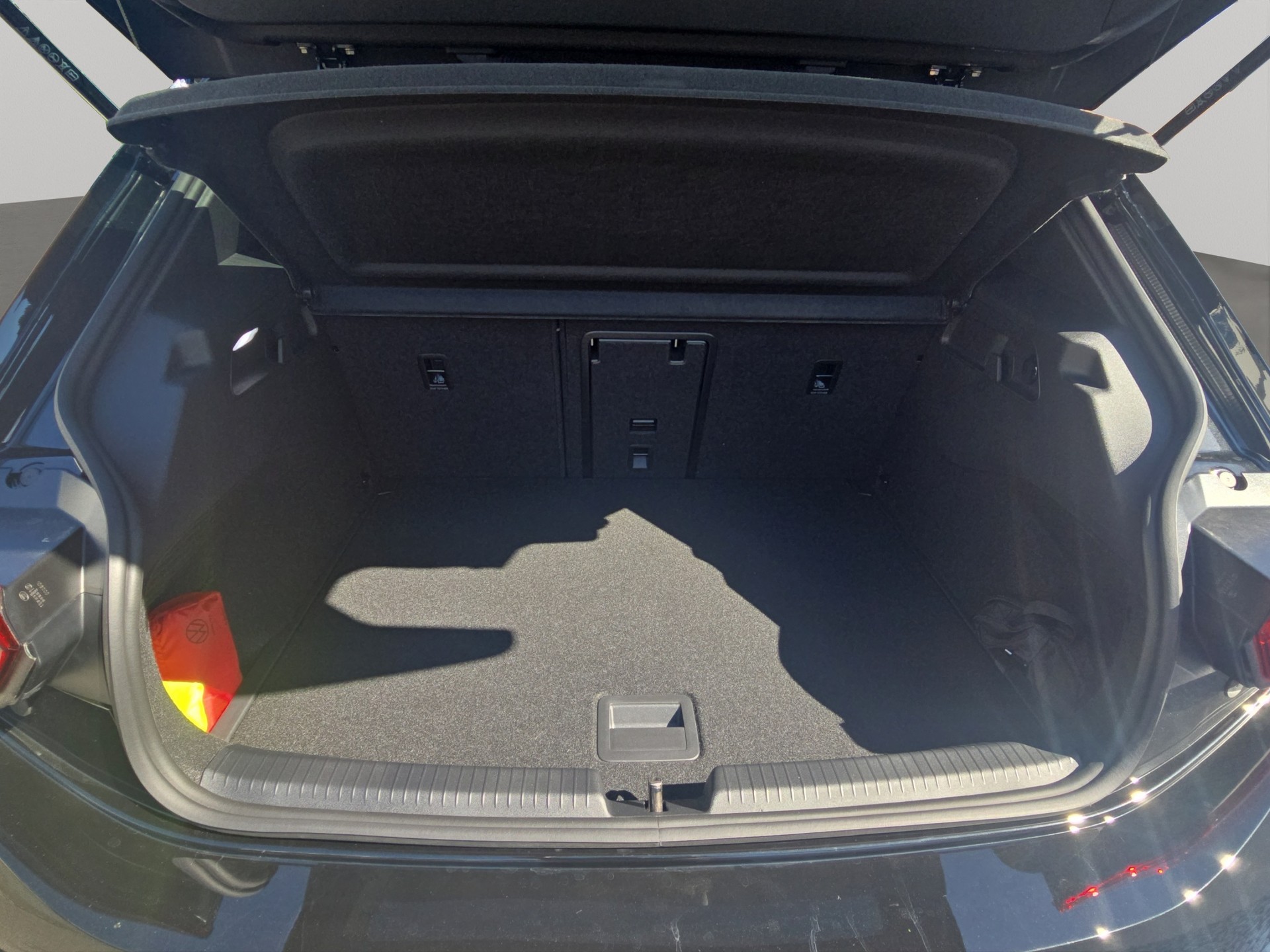 VW ID.3 Neo 50 kWh 170PS Life-image-10