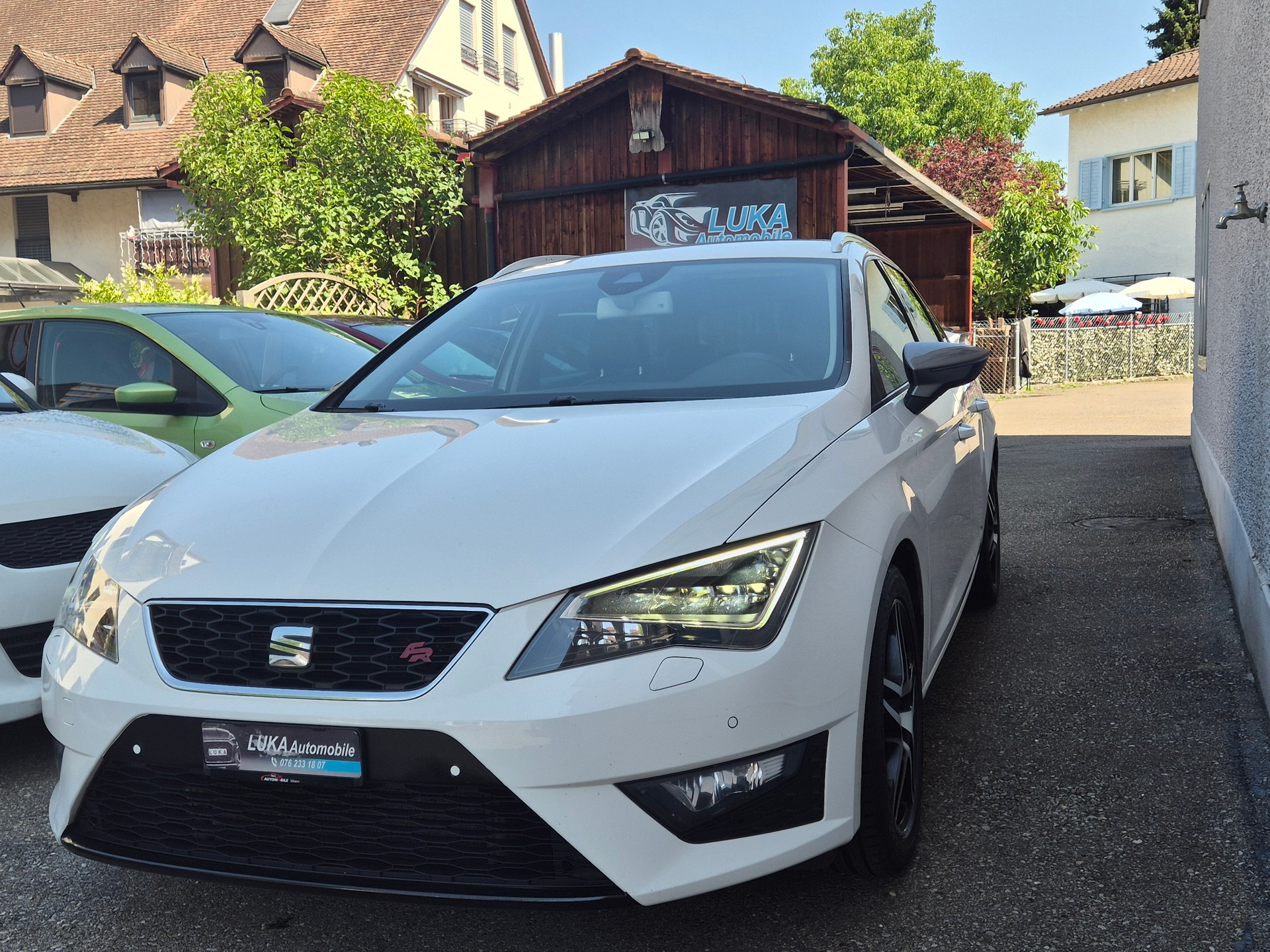 SEAT Leon ST 2.0 TDI FR-image-0