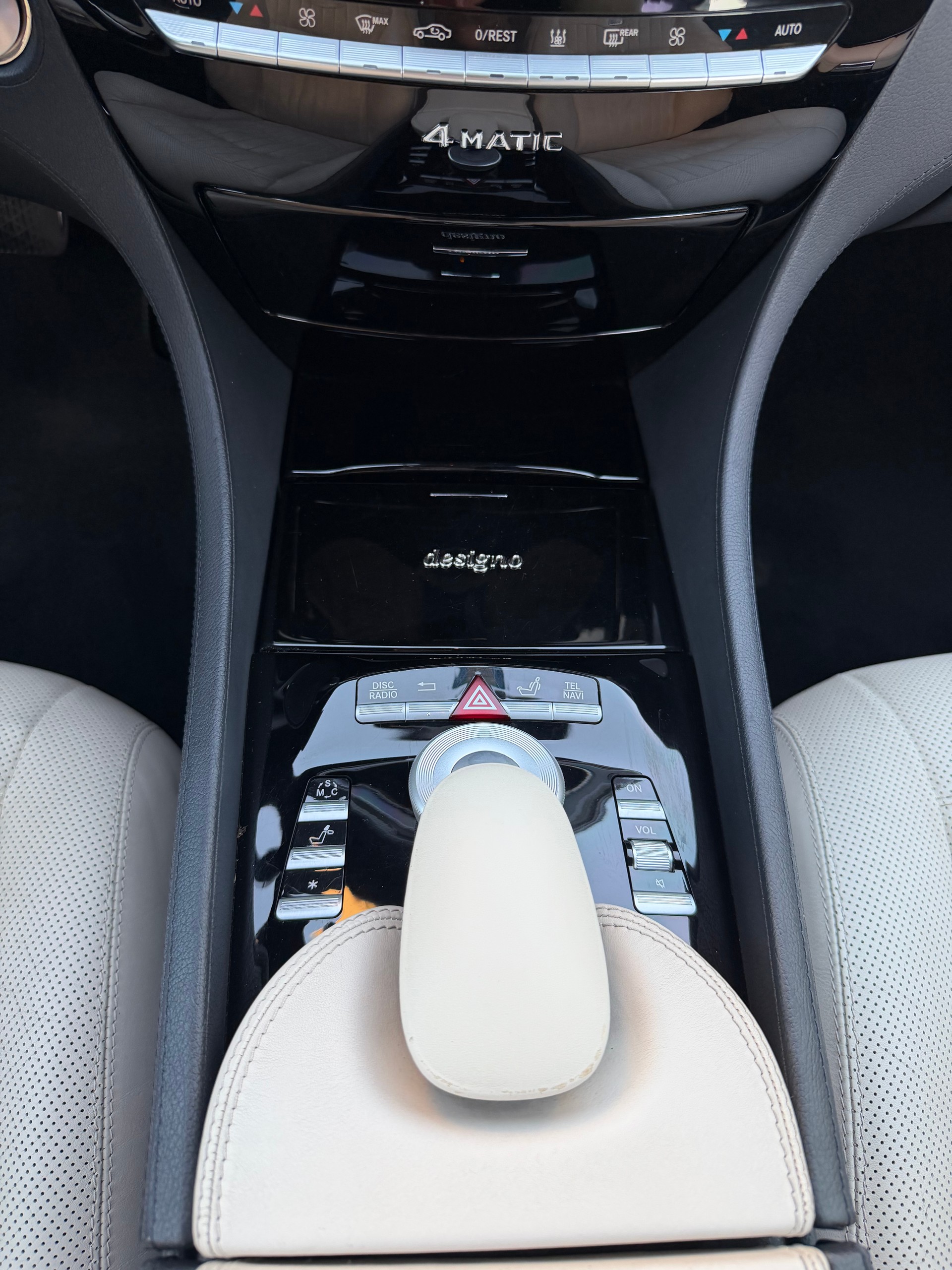 MERCEDES-BENZ CL 500 4Matic 7G-Tronic-image-10