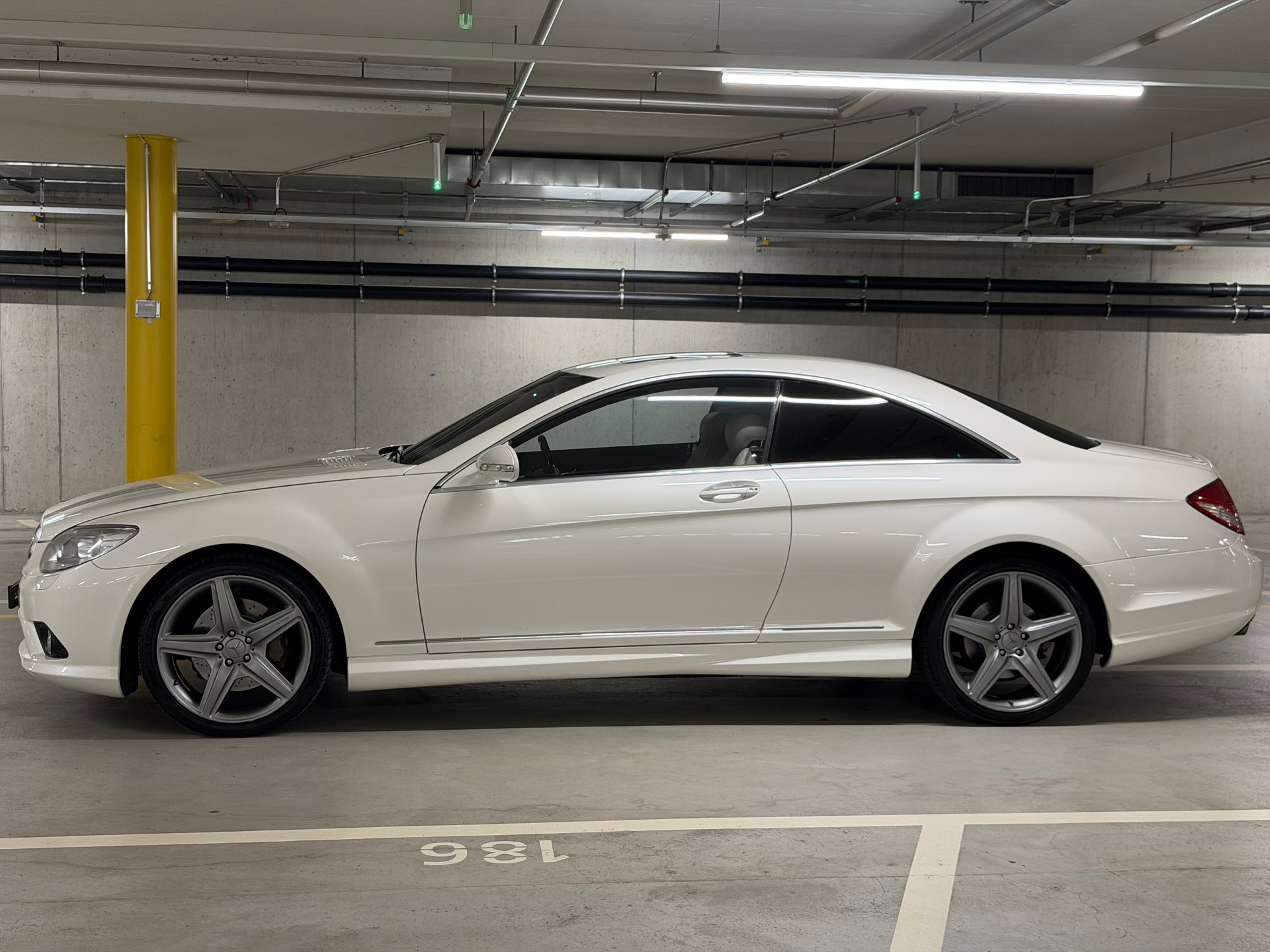 MERCEDES-BENZ CL 500 4Matic 7G-Tronic-image-1