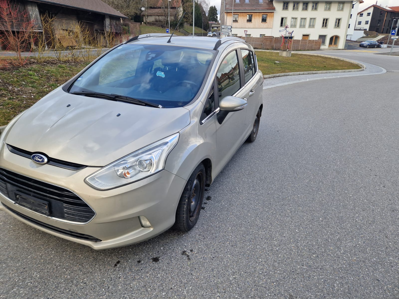 FORD B-Max 1.0 SCTi Titanium-image-2