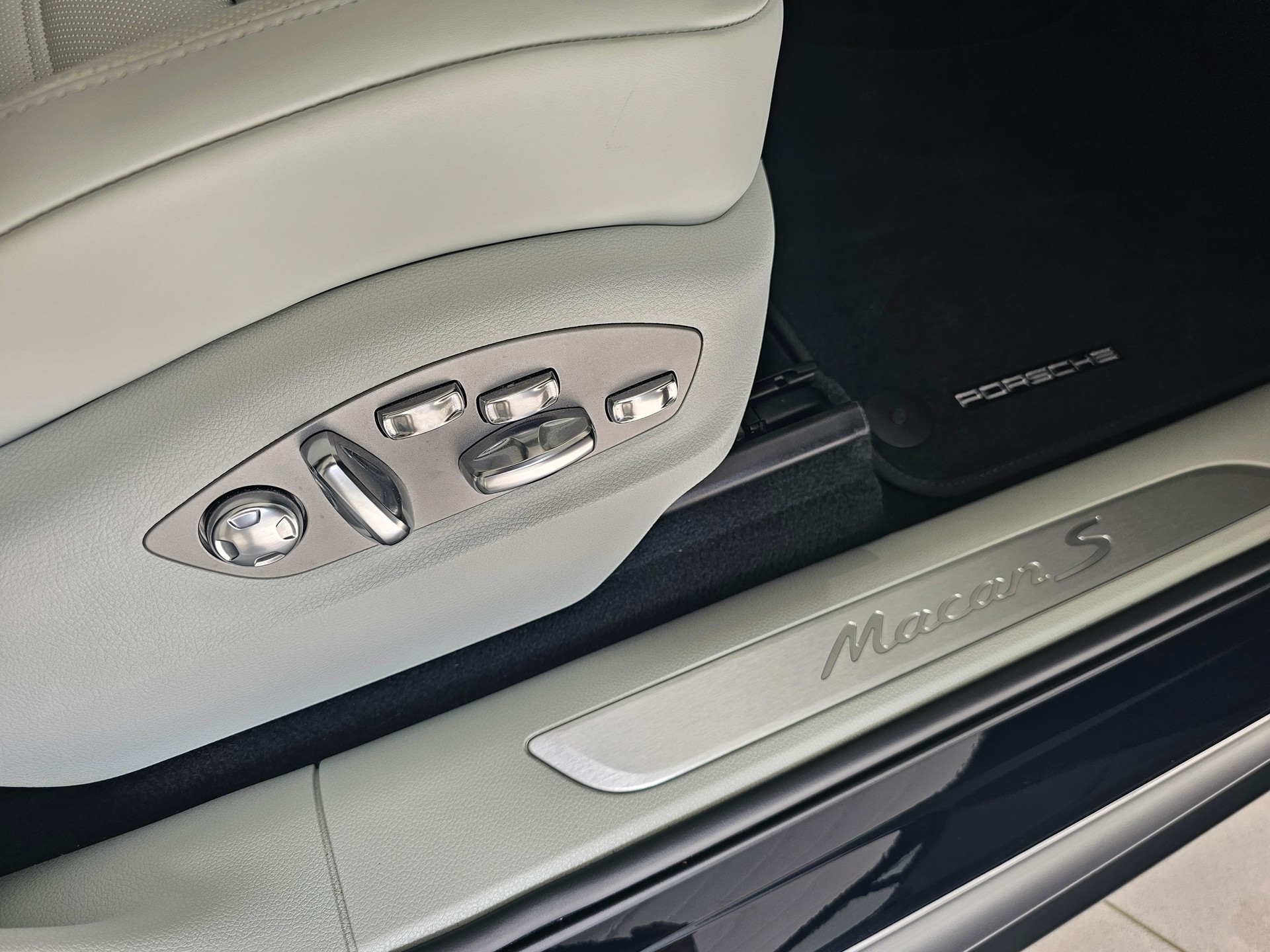 PORSCHE 2.9 V6 Macan S Très bon état avec garantie Porsche-image-11