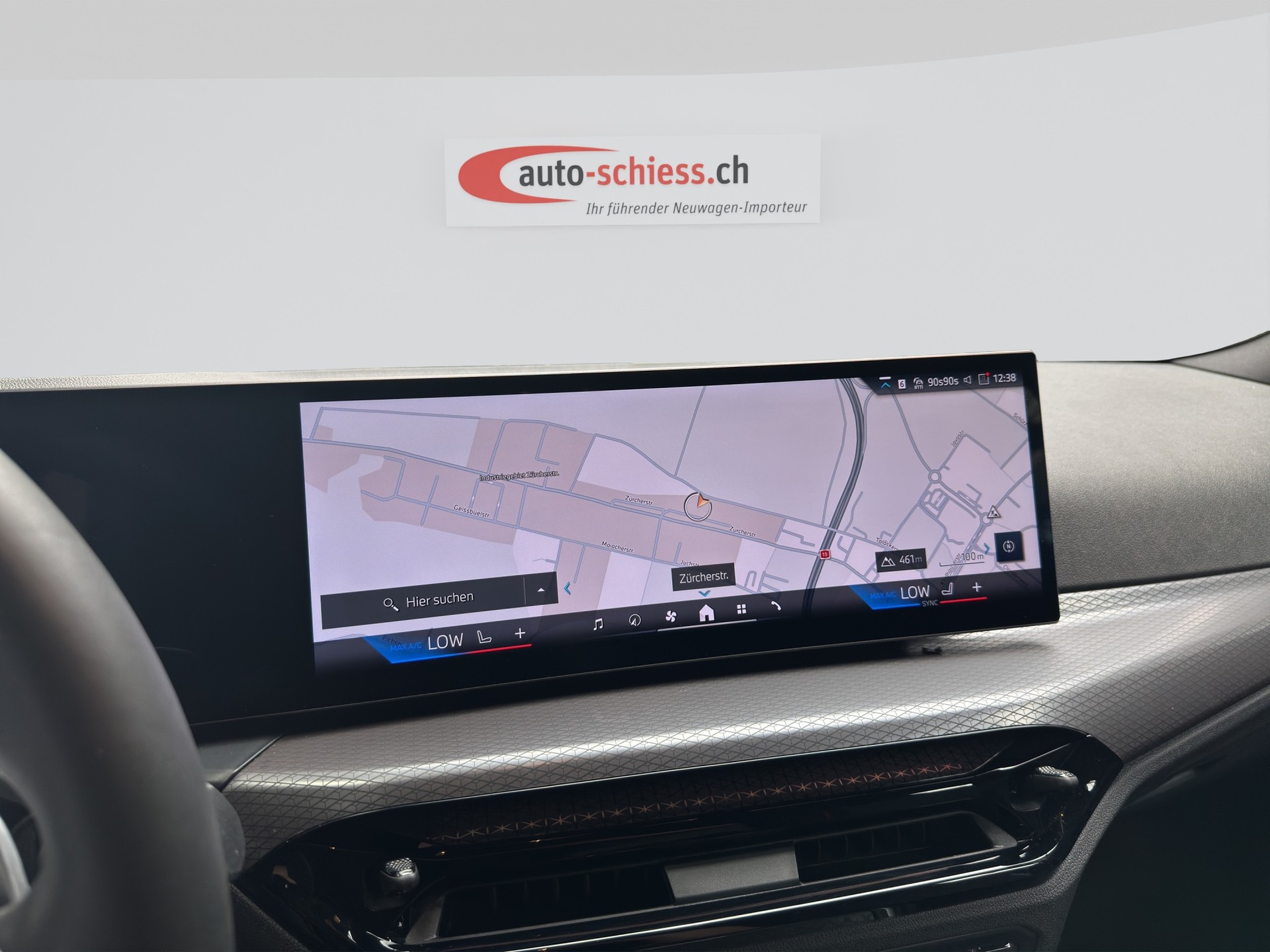 BMW 330i Touring xDrive Steptronic M Sport-image-10