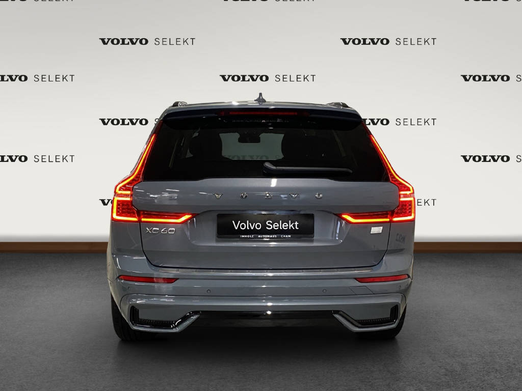 VOLVO XC60 2.0 T6 TE Ultimate Dark eAWD-image-3