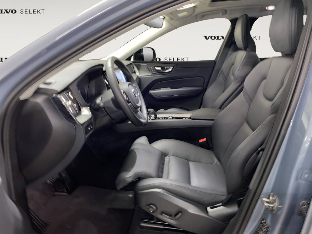 VOLVO XC60 2.0 T6 TE Ultimate Dark eAWD-image-5