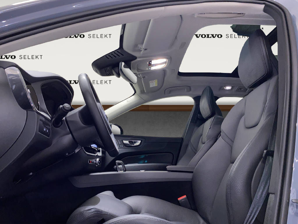 VOLVO XC60 2.0 T6 TE Ultimate Dark eAWD-image-6