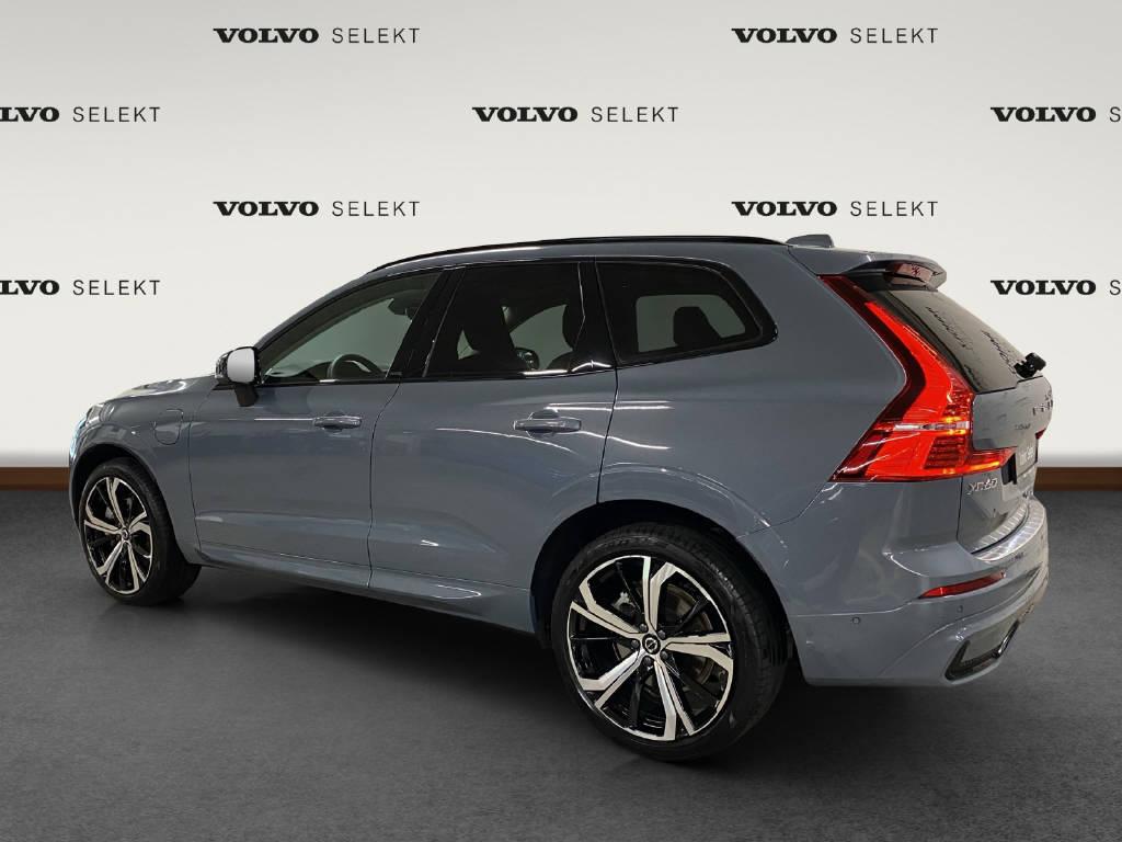 VOLVO XC60 2.0 T6 TE Ultimate Dark eAWD-image-2