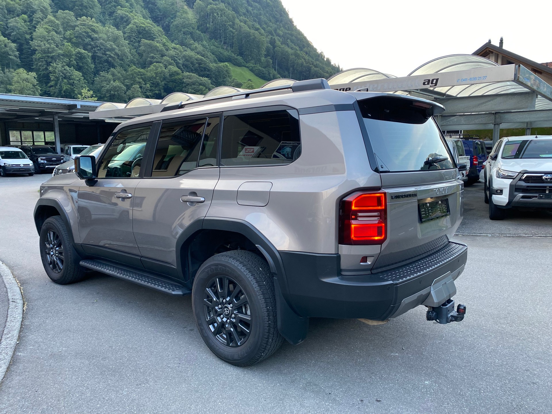 TOYOTA Land Cruiser 2.8TD Style-image-9