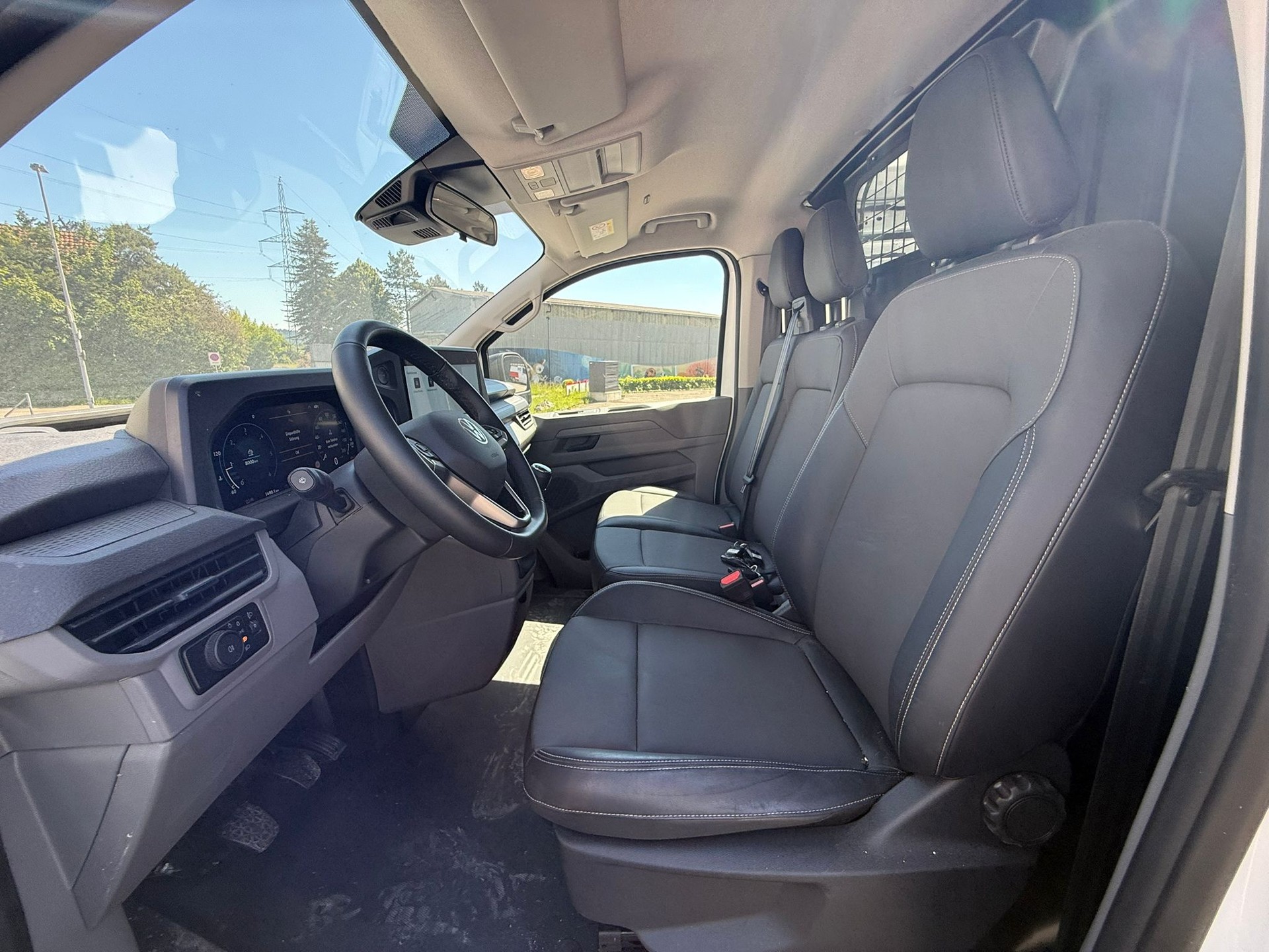 VW Transporter 2.0 TDI Edition Lang-image-9