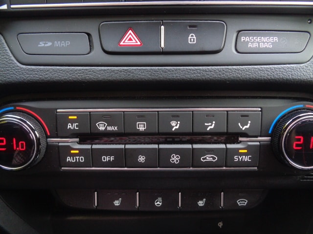 KIA Ceed 1.6 T-GDi GT DCT-image-7