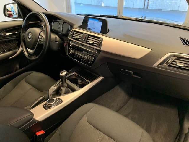 BMW 116i Business-image-5