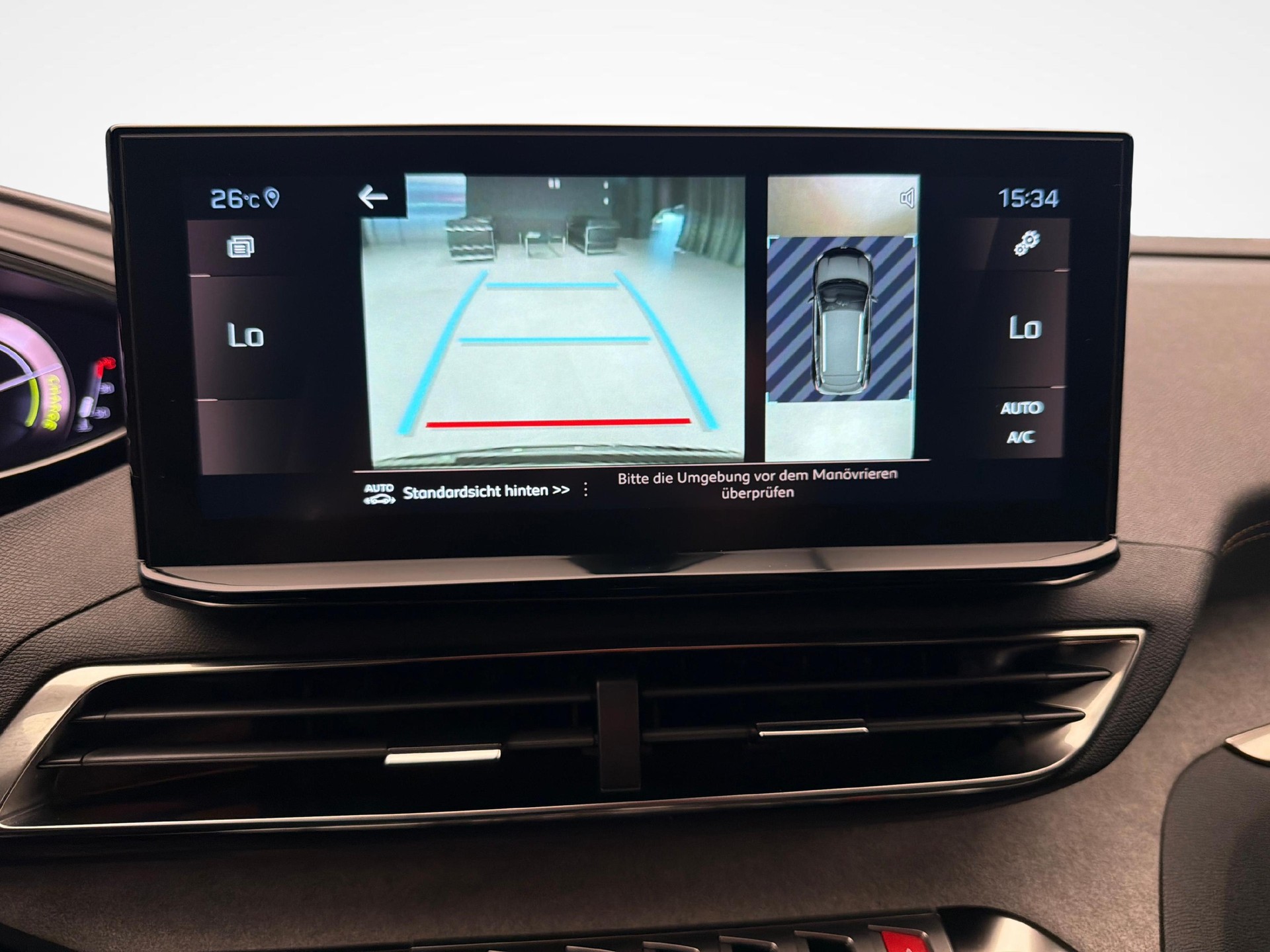 PEUGEOT 3008 1.2 Hybrid GT-image-17