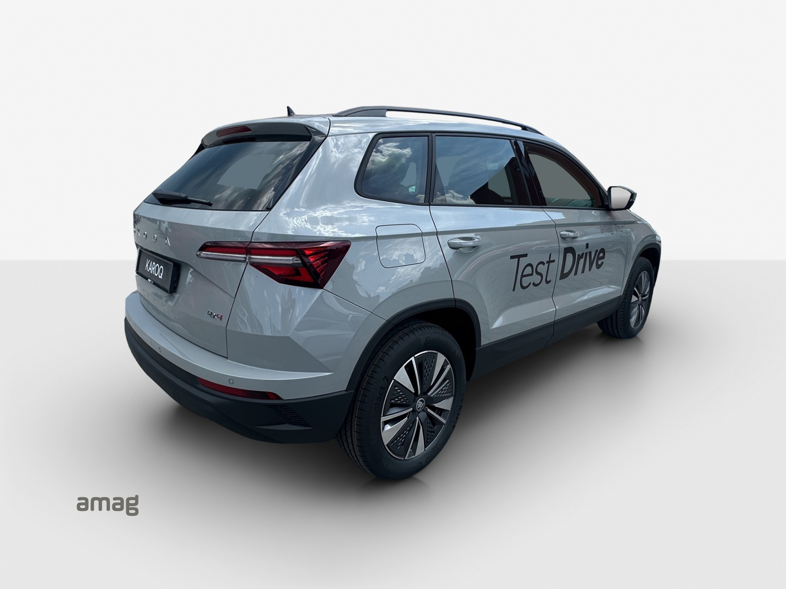SKODA Karoq 2.0 TDI CR Dynamic 4x4 DSG-image-4