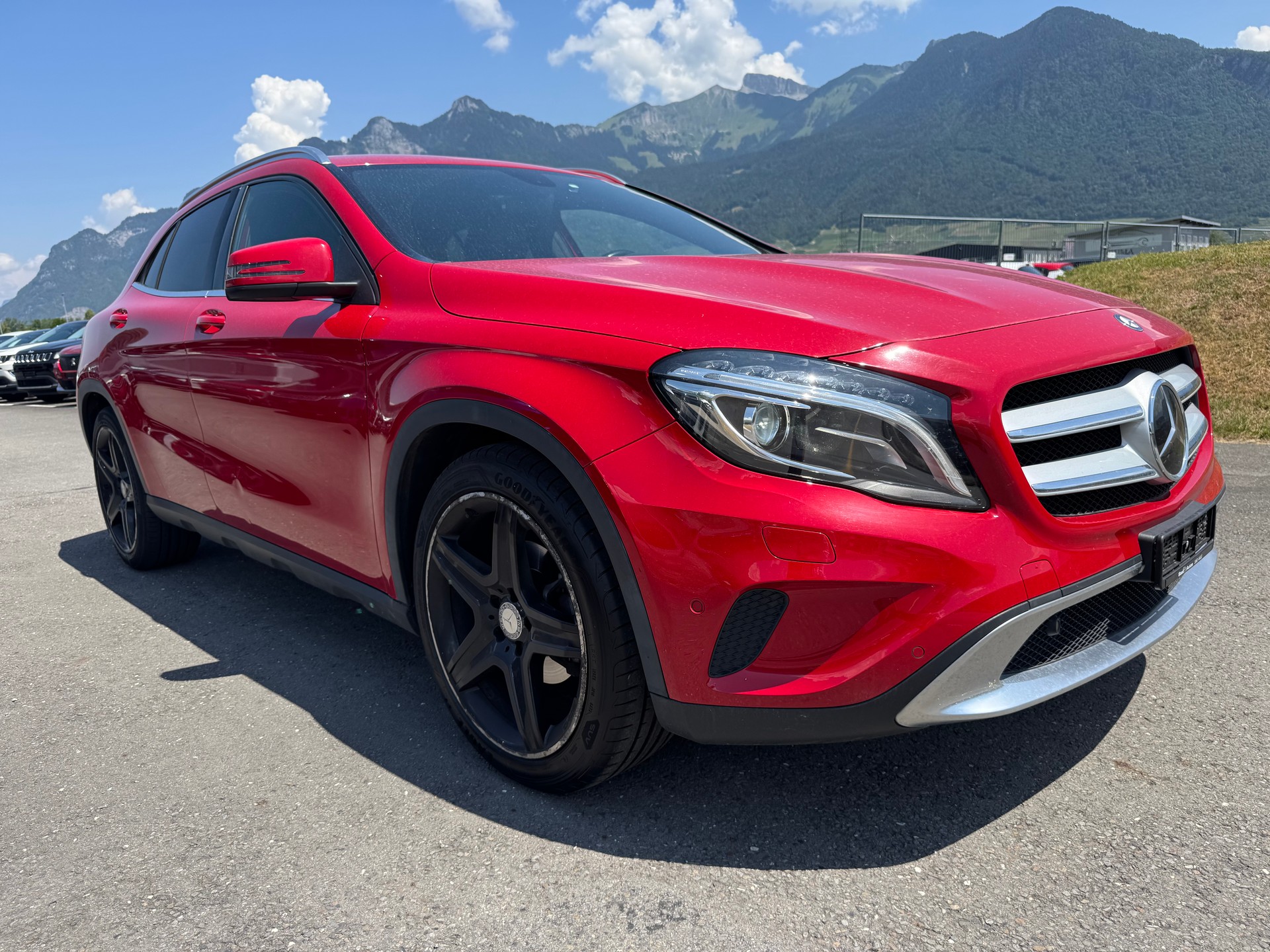 MERCEDES-BENZ GLA 200 CDI 4Matic 7G-DCT-image-4