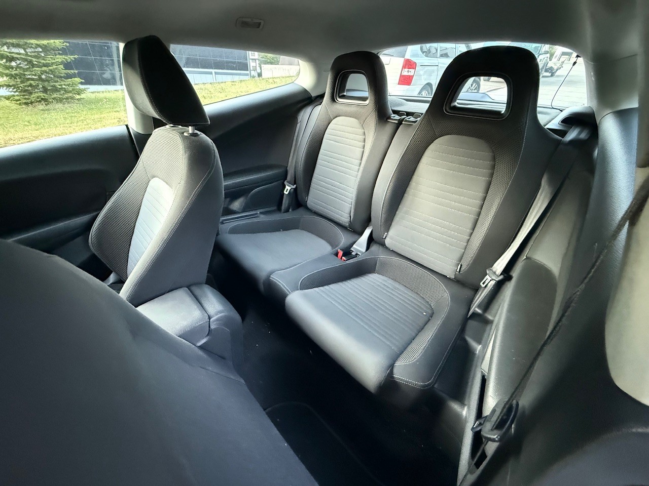 VW Scirocco 1.4 TSI BlueMotion Technology-image-11