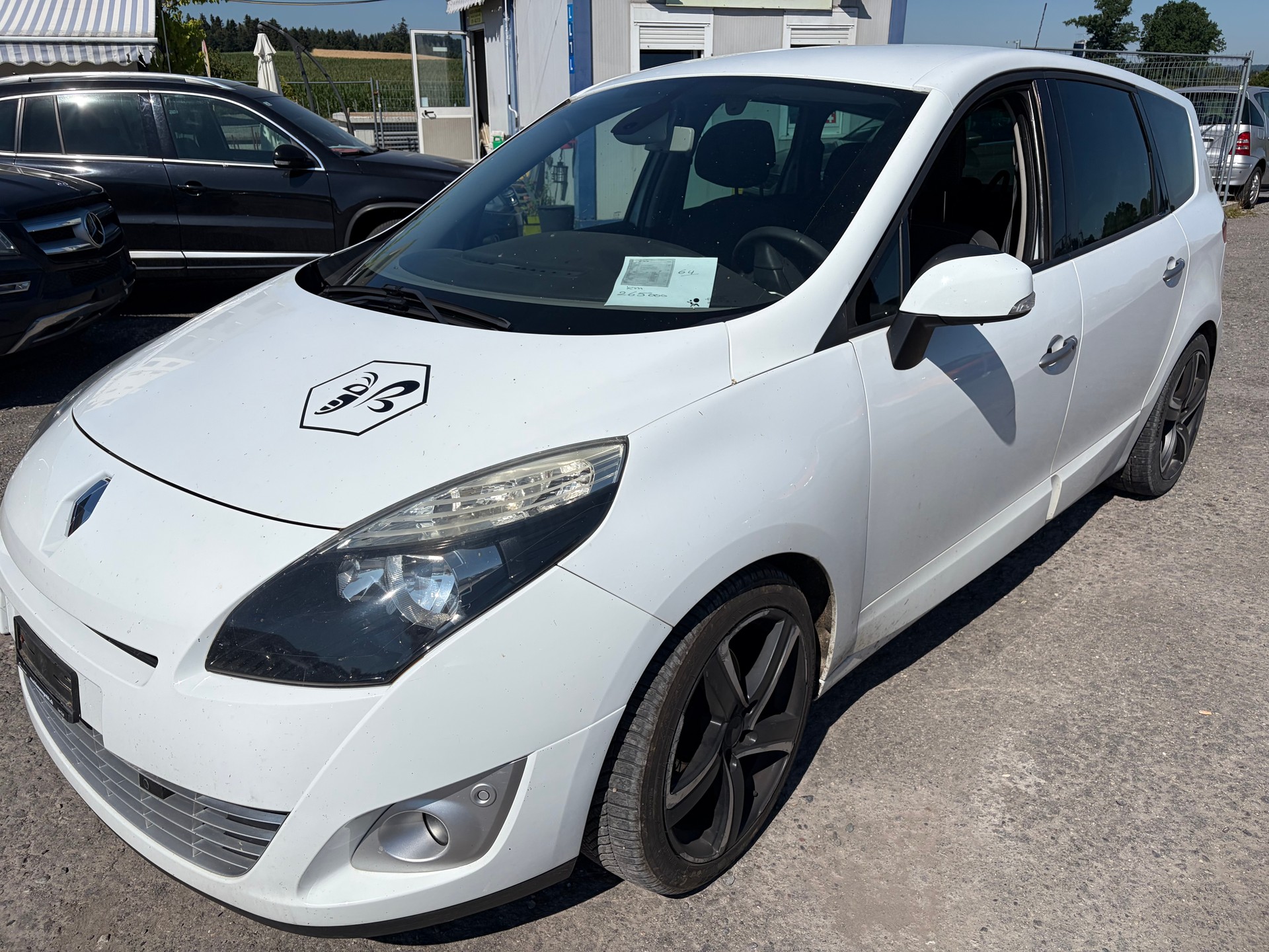 RENAULT Grand Scénic 1.4 16V Turbo Dynamique-image-1