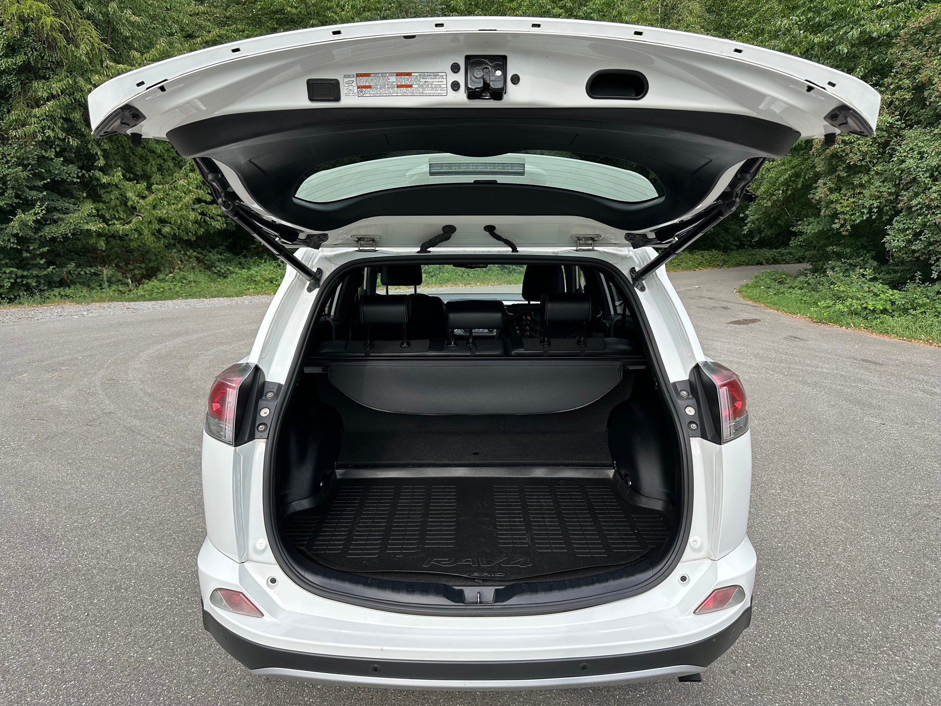 TOYOTA RAV-4 2.5 HSD Sol Premium e-CVT-image-9