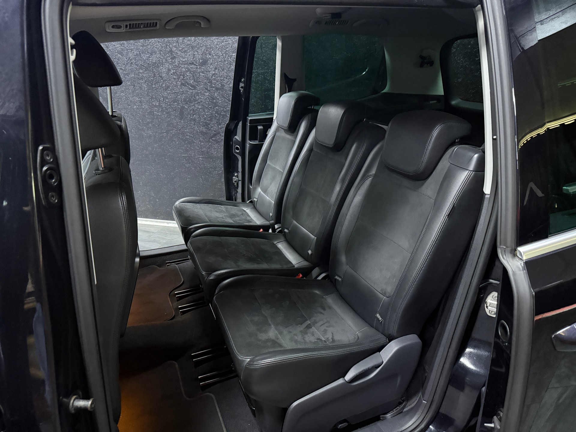 VW Sharan 2.0 TDI BlueMotion Technology Highline DSG-image-13