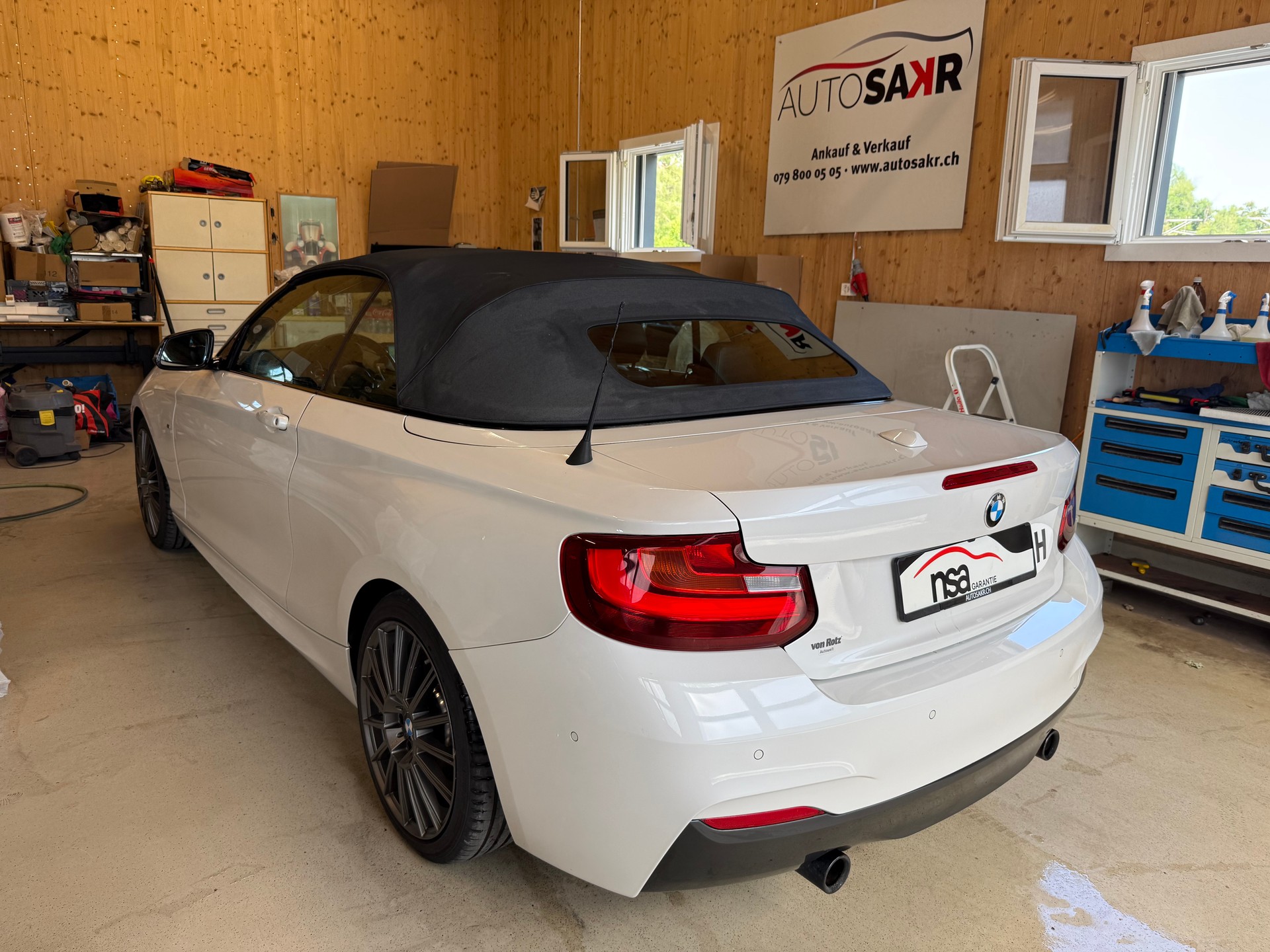 BMW M235i xDrive Steptronic-image-7