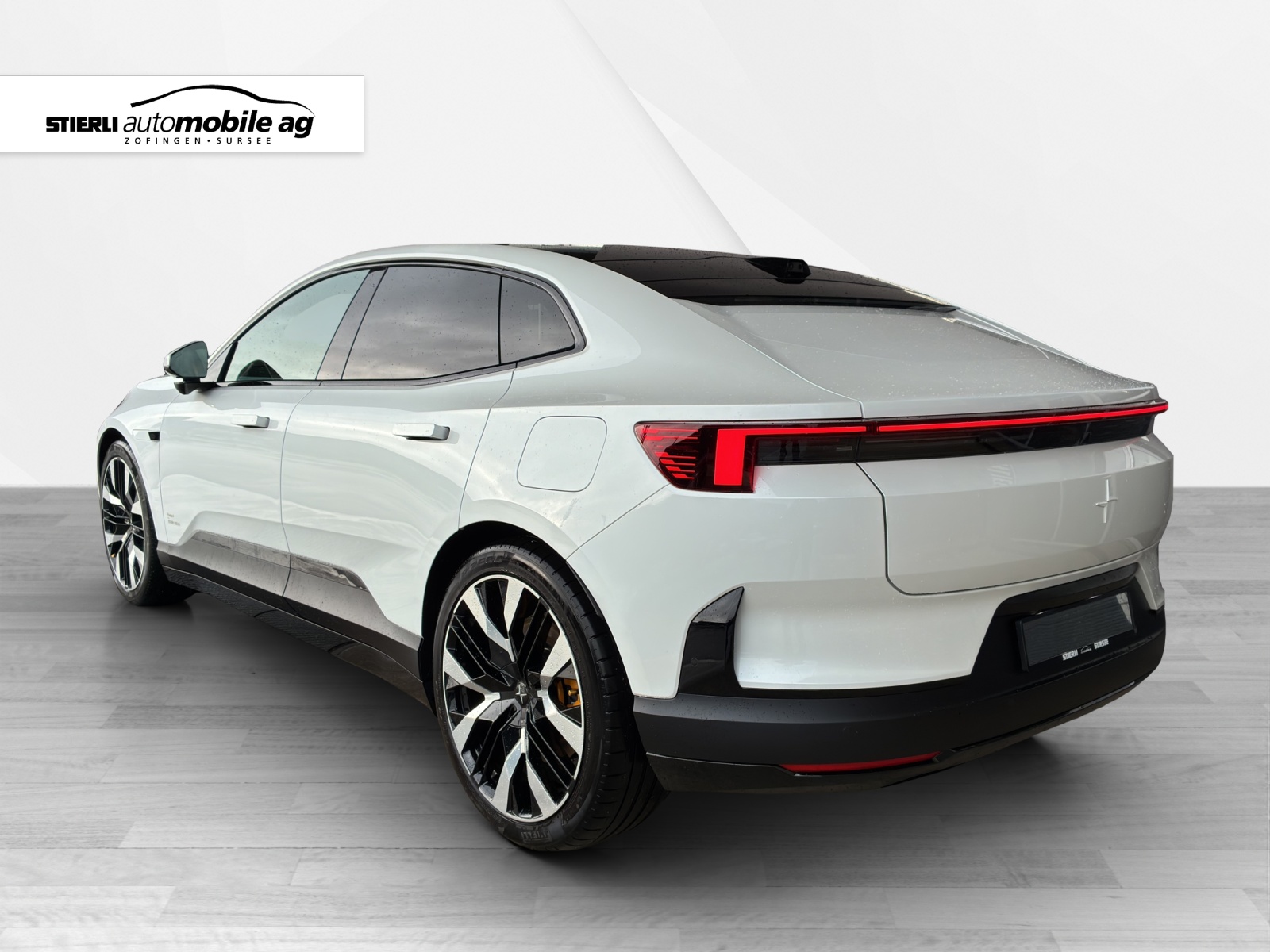 POLESTAR 4 Long Range Dual Motor Performance-image-6