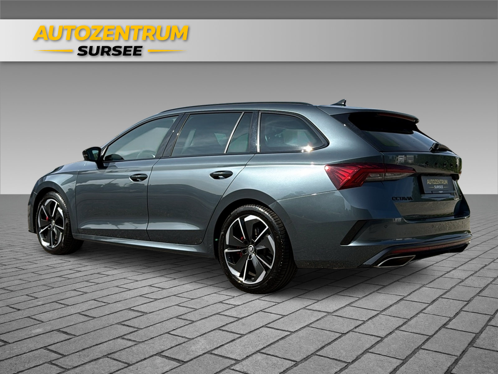 SKODA Octavia Combi 2.0 TSI RS DSG-image-4