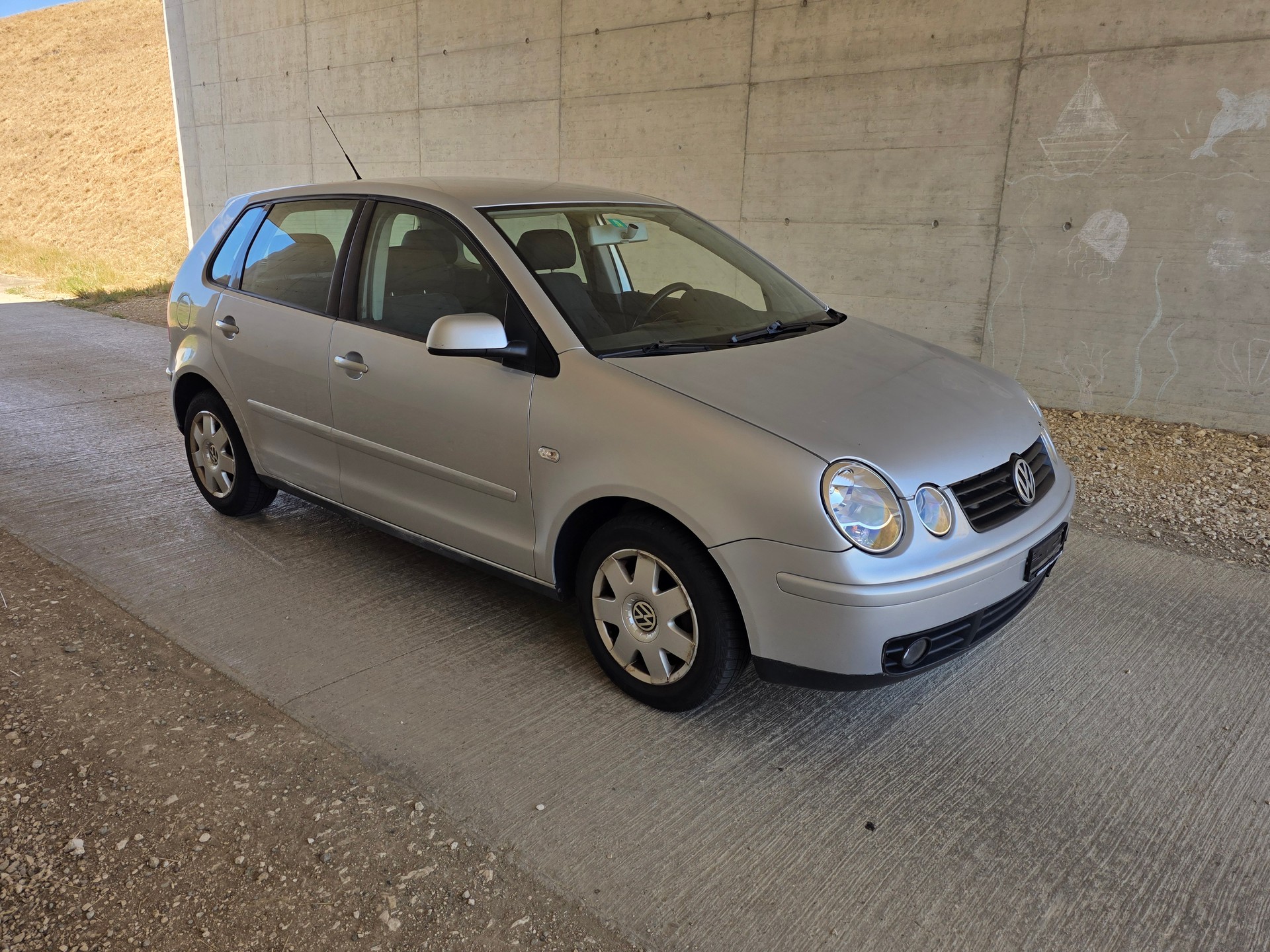 VW Polo 1.4 16V Highline-image-2