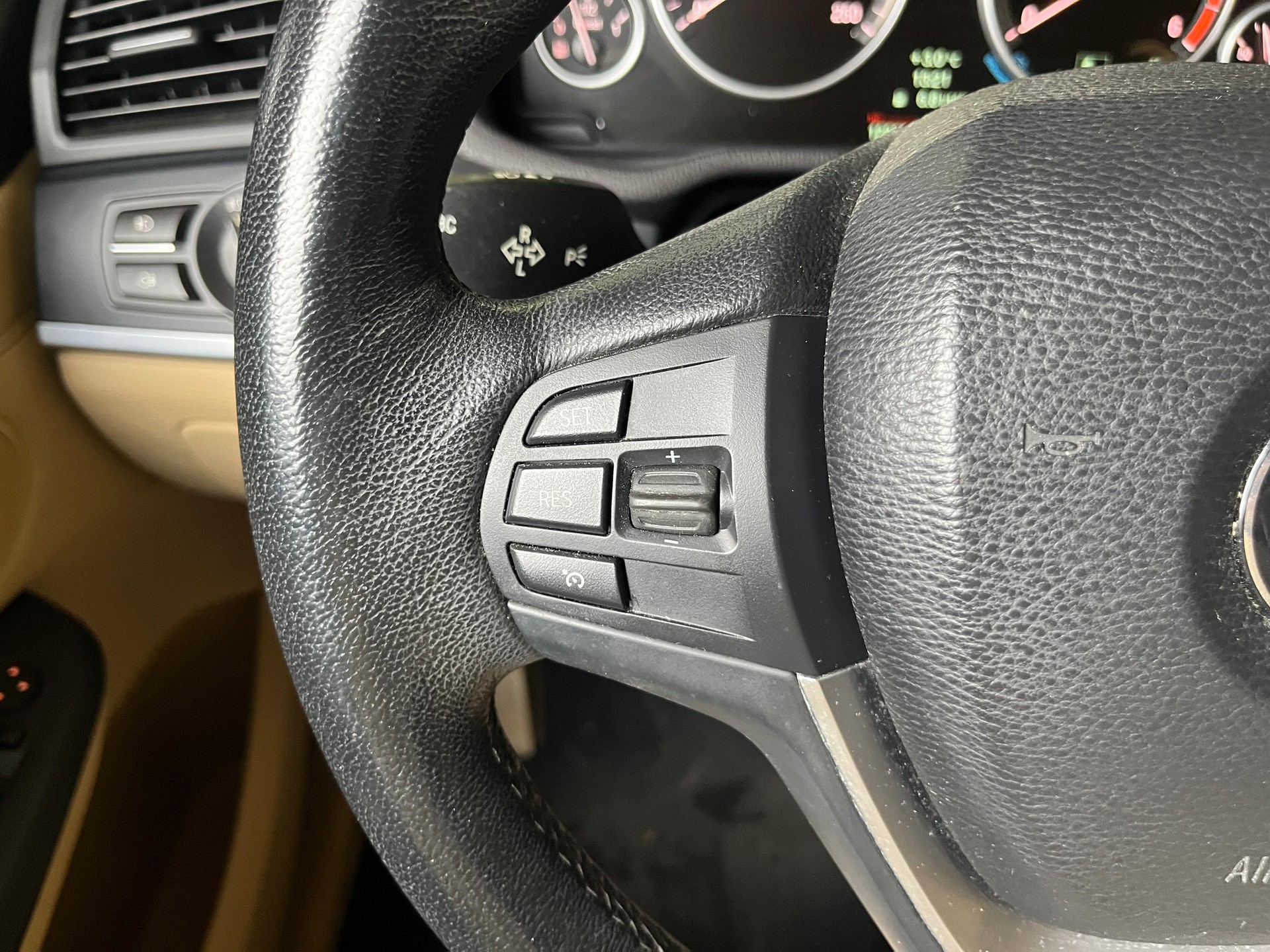 BMW X3 xDrive 20d-image-14