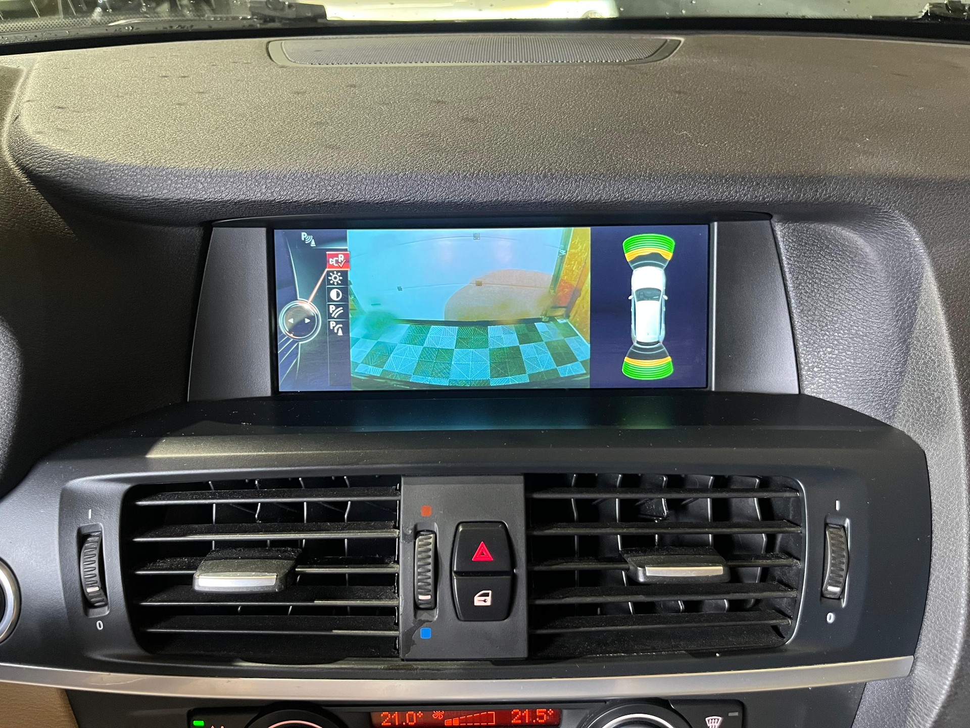 BMW X3 xDrive 20d-image-17