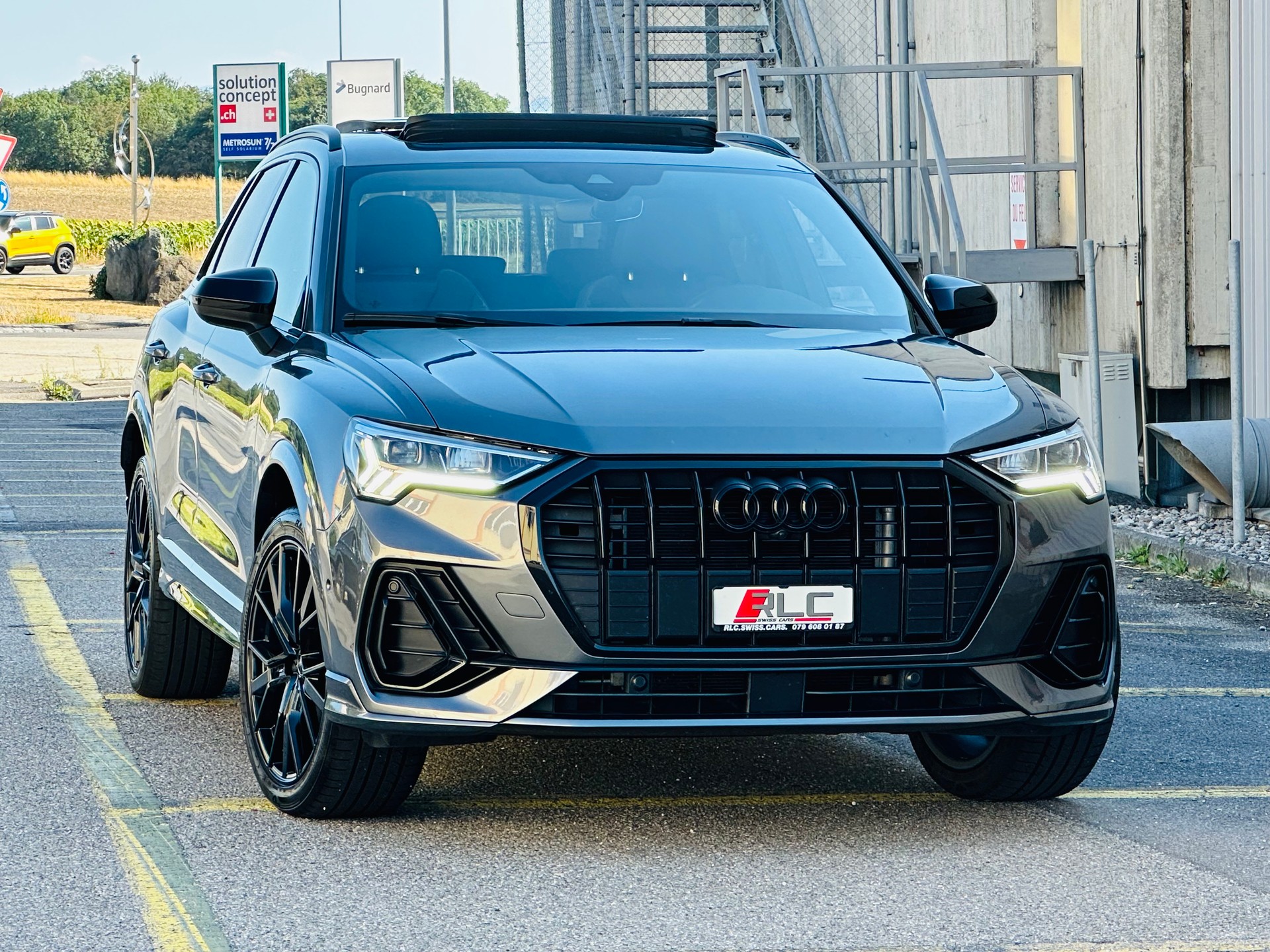 AUDI Q3 45 TFSI e S line S-tronic-image-6