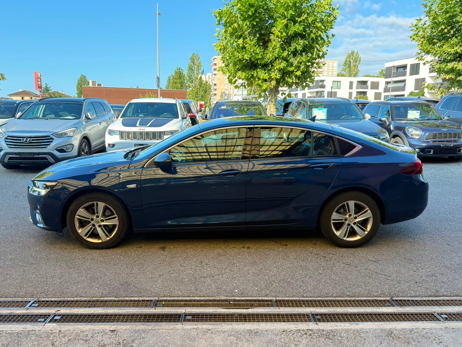 OPEL Insignia 1.5 CDTI Edition-image-2