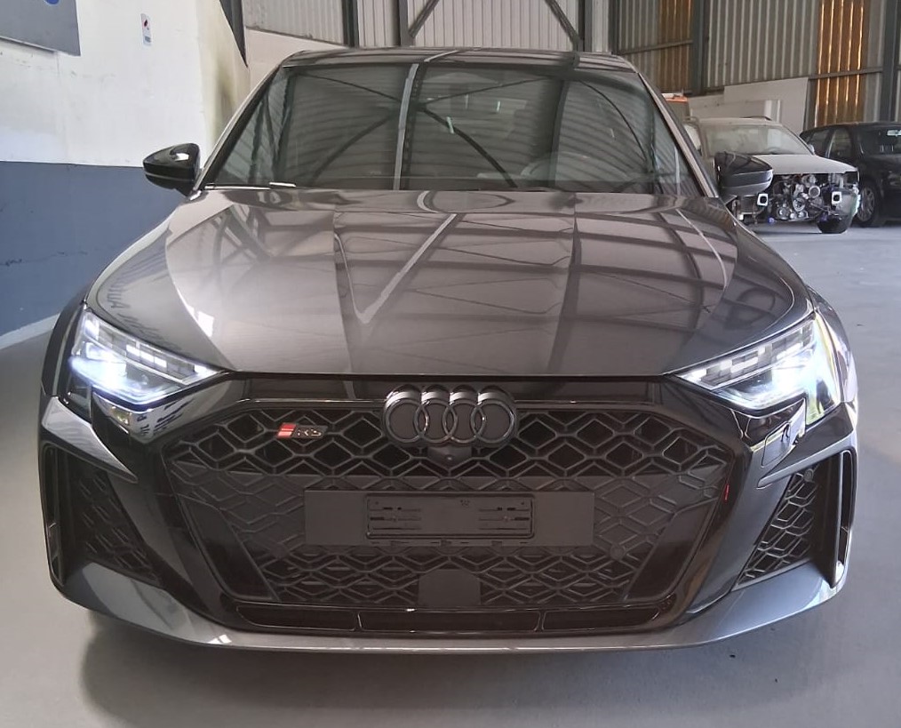 AUDI RS3 Sportback 2.5 TSI competition quattro S-tronic-image-2