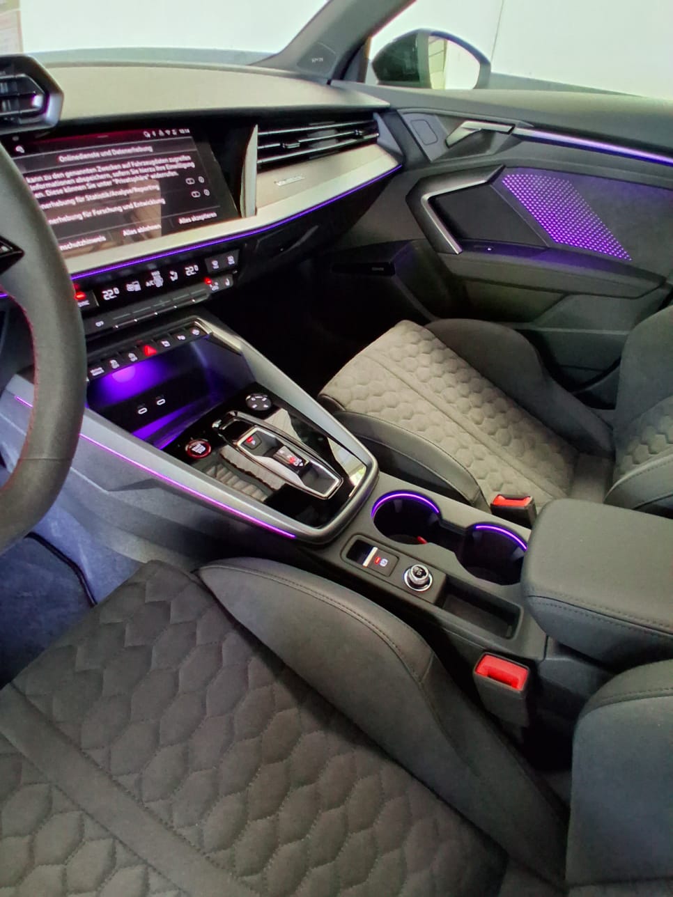 AUDI RS3 Sportback 2.5 TSI competition quattro S-tronic-image-10
