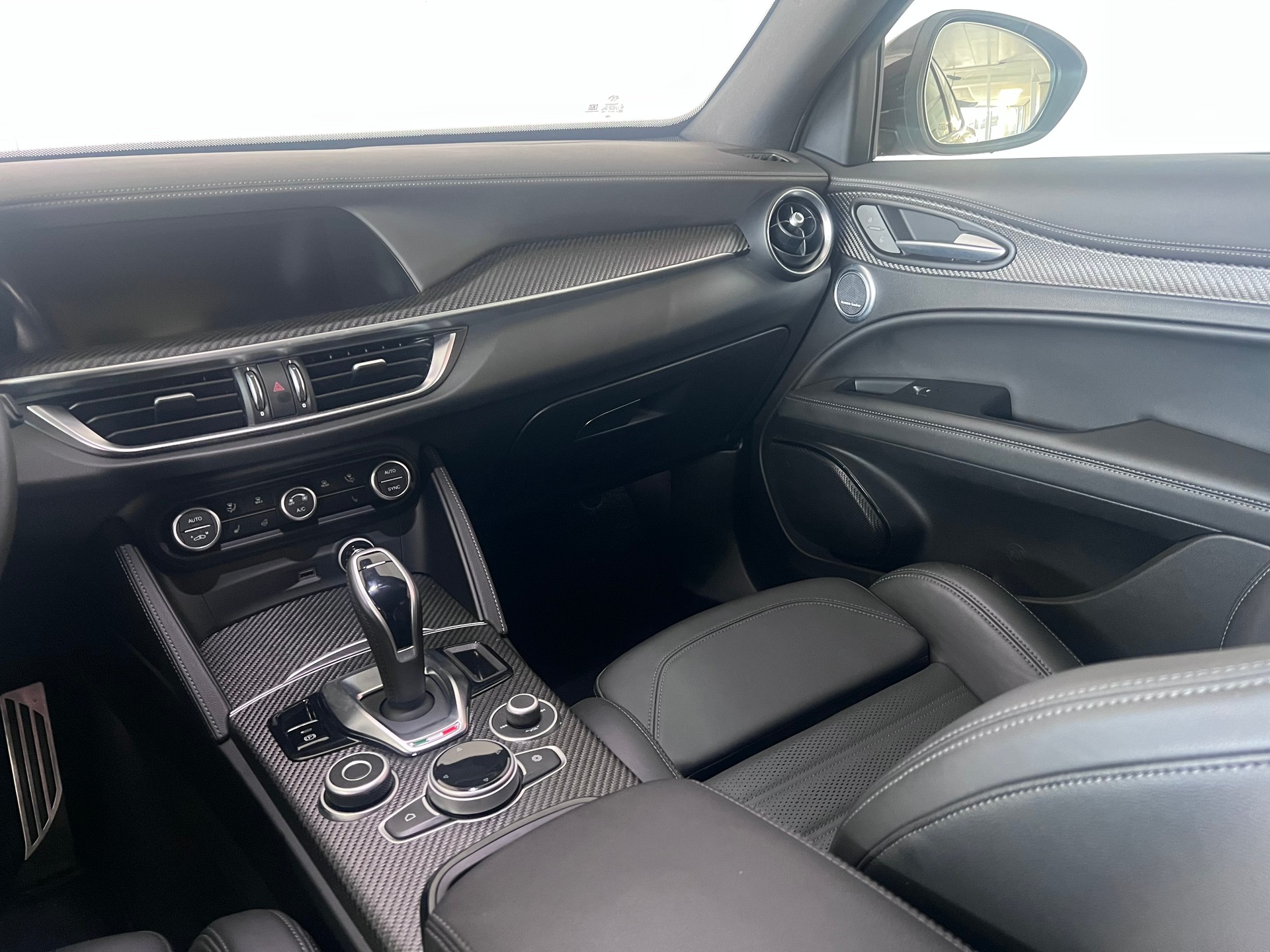 ALFA ROMEO Stelvio 2.9 V6 Quadrifoglio Q4 AT8-image-18