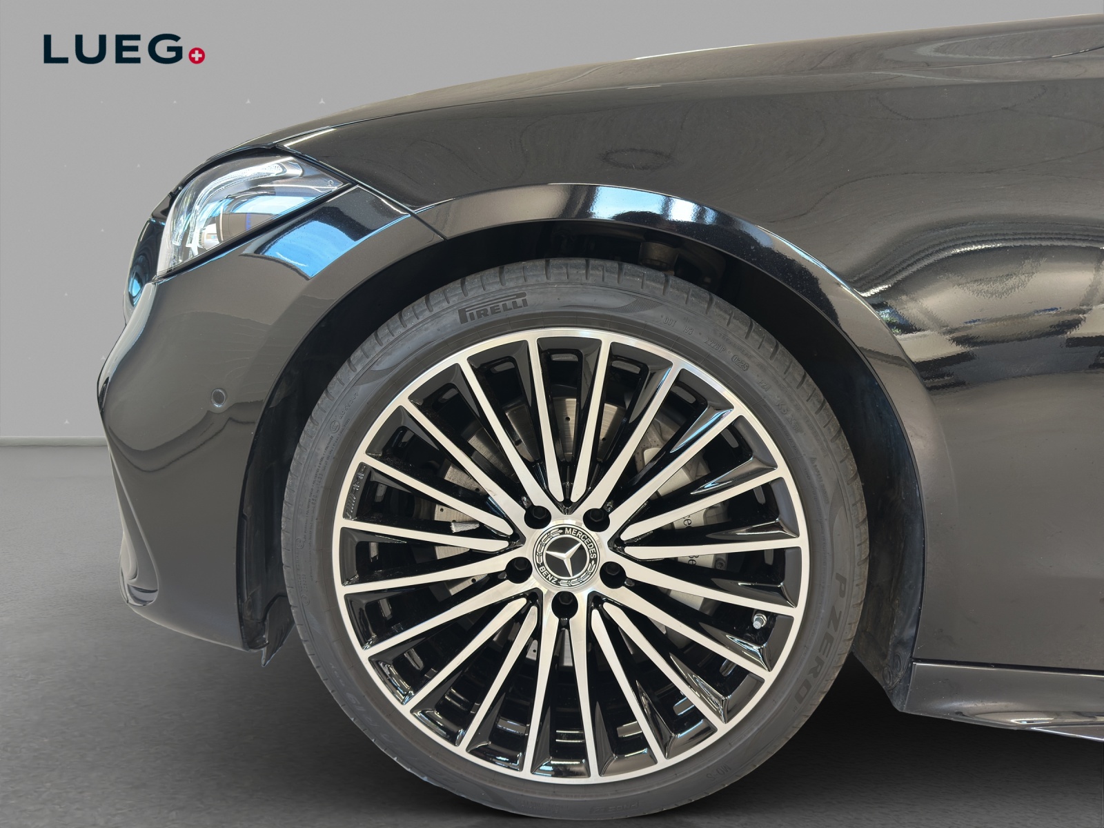 MERCEDES-BENZ C 220 d T 4 Matic Swiss Star-image-6