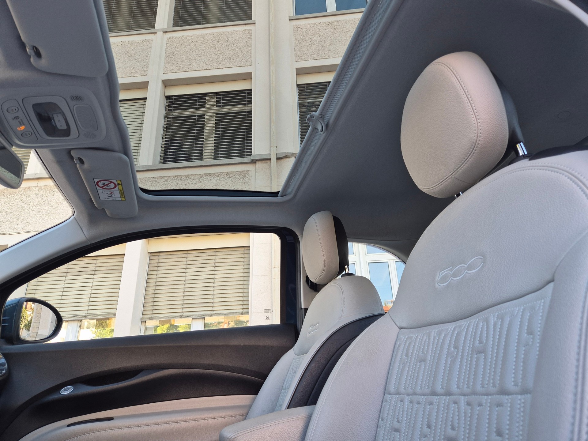 FIAT 500 electric 87 kW La Prima-image-12