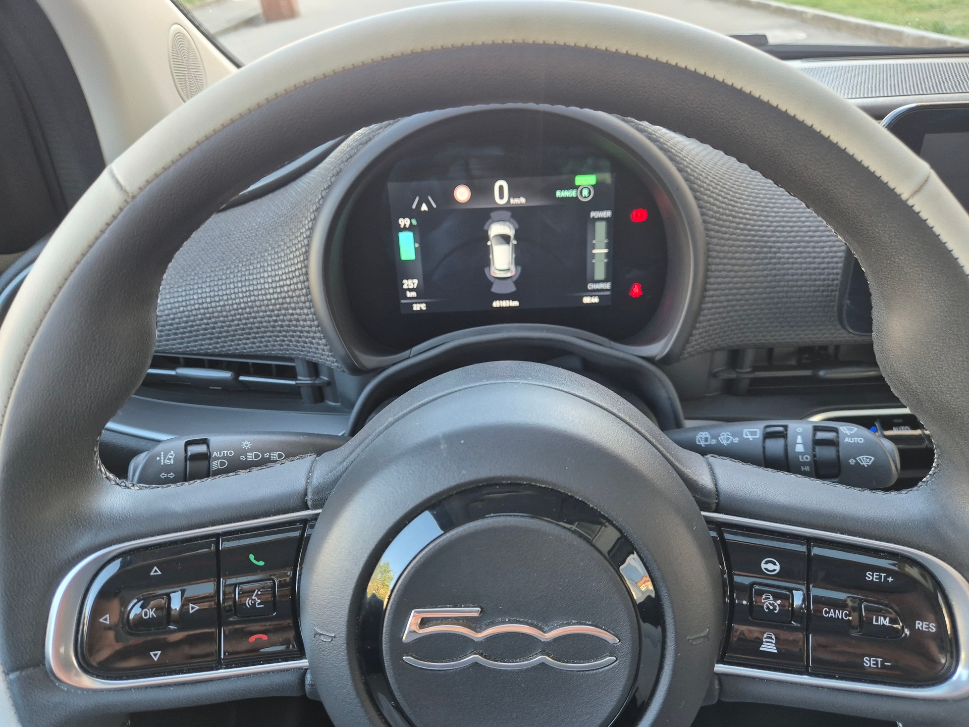 FIAT 500 electric 87 kW La Prima-image-16