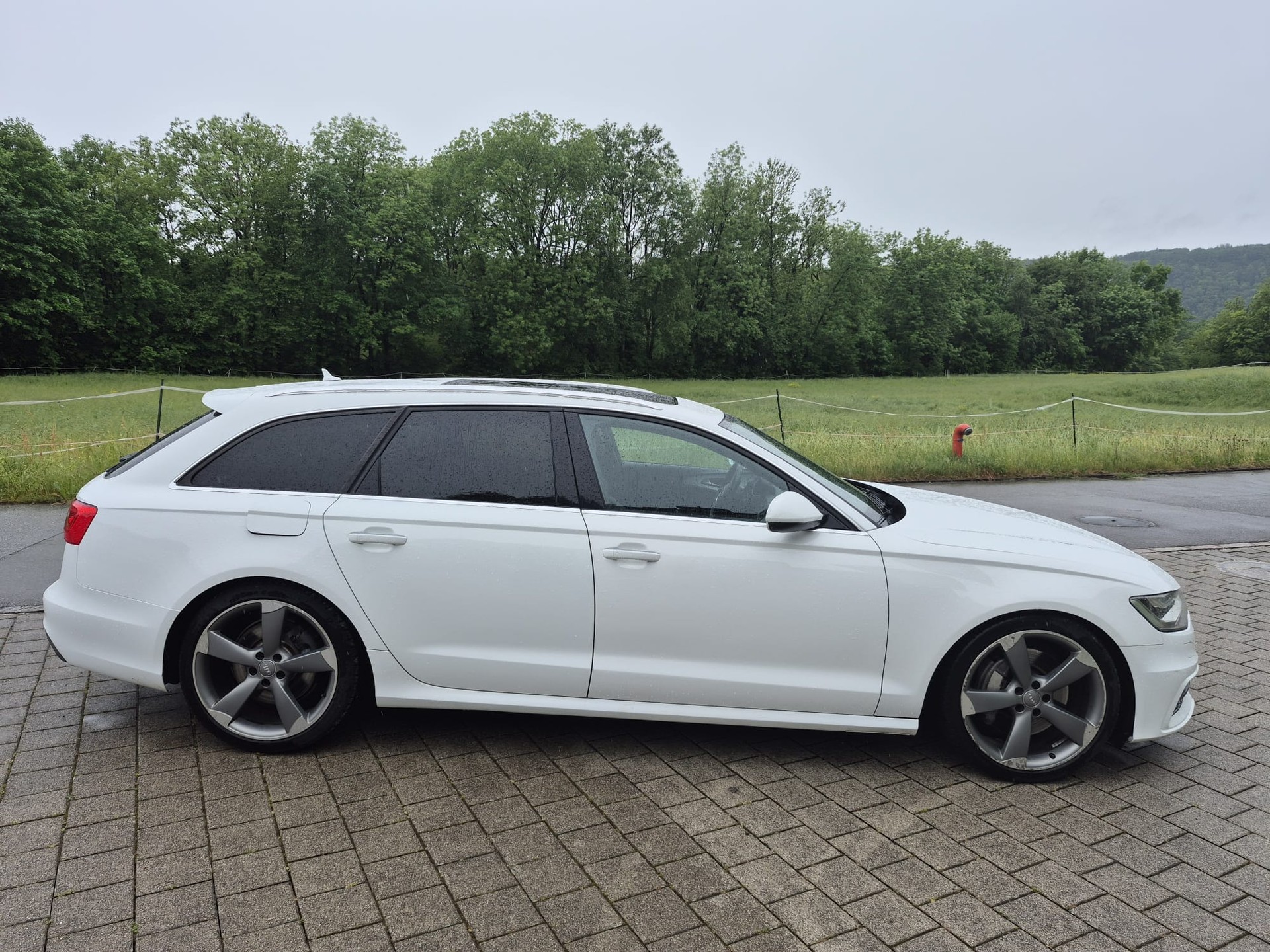 AUDI A6 Avant 3.0 BiTDI V6 quattro tiptronic-image-3