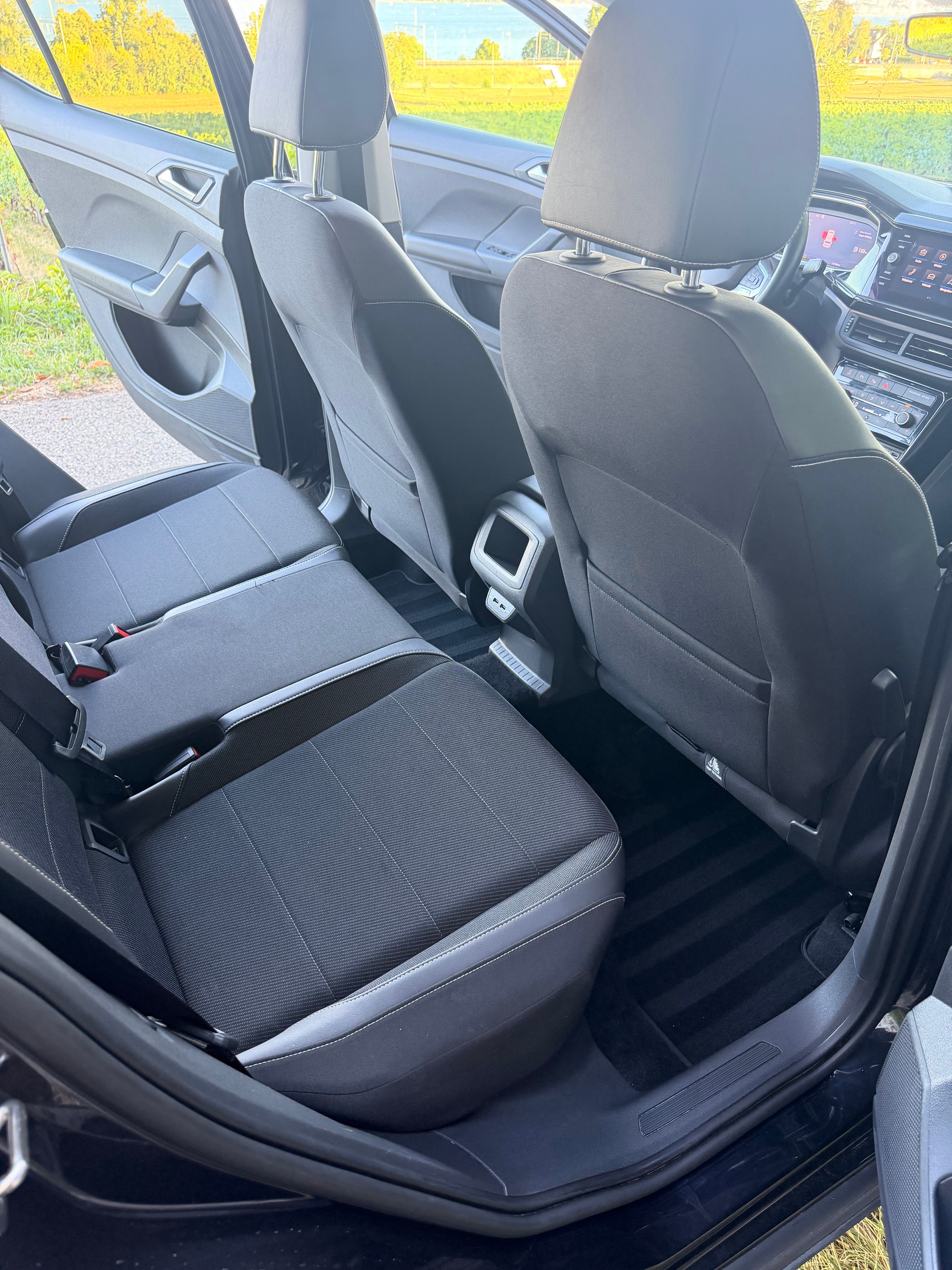 VW T-Cross 1.0 TSI Style DSG-image-7