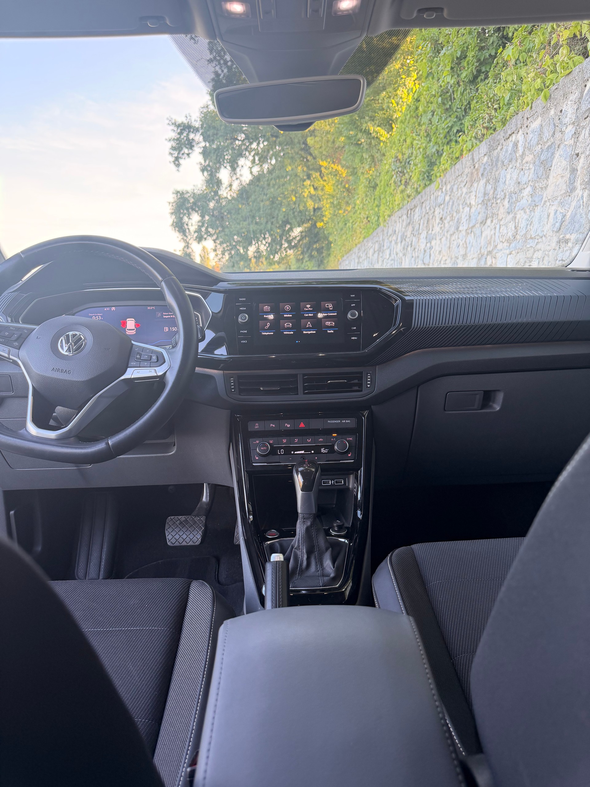 VW T-Cross 1.0 TSI Style DSG-image-4