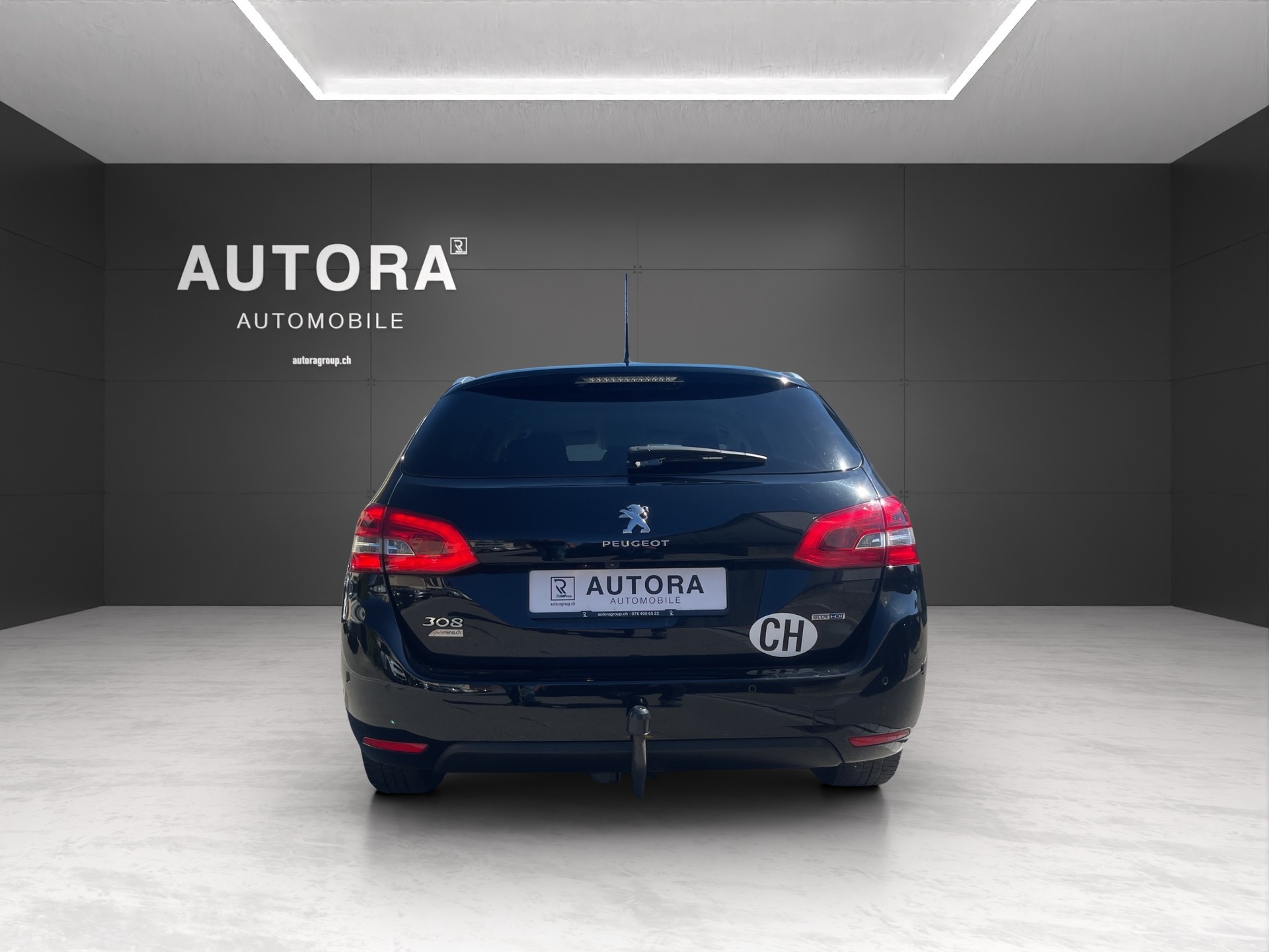 PEUGEOT 308 SW 1.6 BlueHDI Allure Automatic-image-4