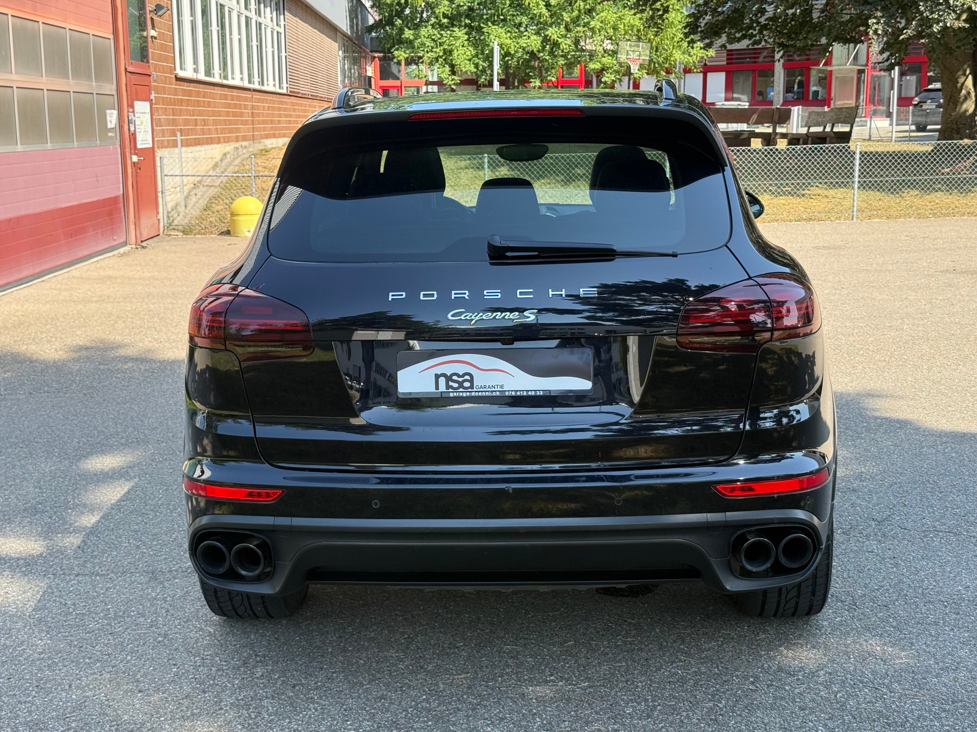 PORSCHE Cayenne S E-Hybrid-image-4