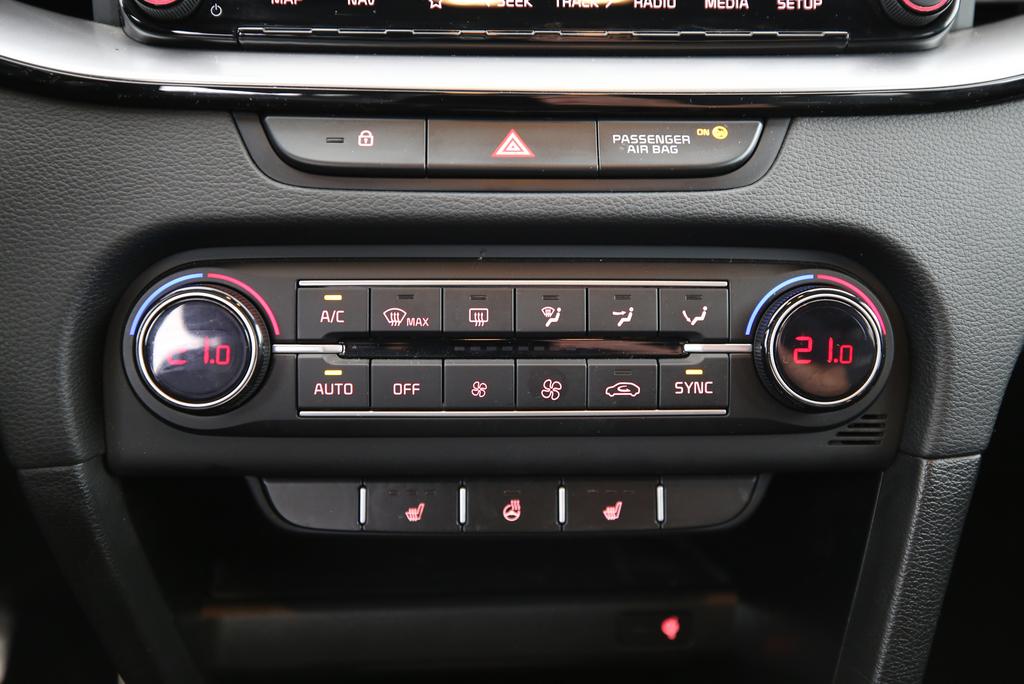 KIA Ceed SW 1.5 T-GDi MHEV GT-Line-image-6
