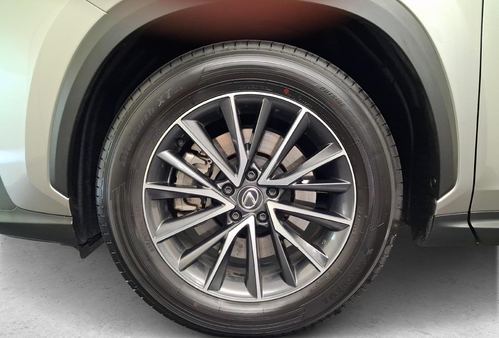 LEXUS NX 450h+ Comfort-image-14