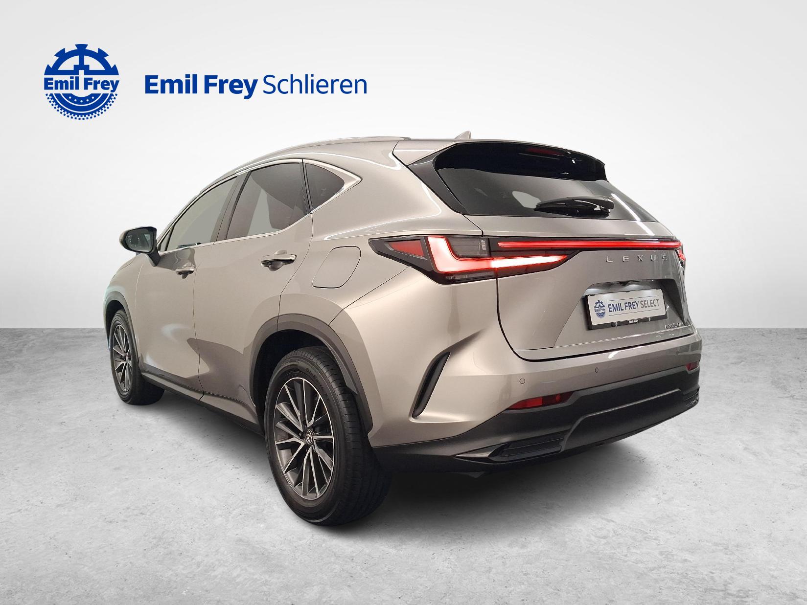 LEXUS NX 450h+ Comfort-showroom-element-2
